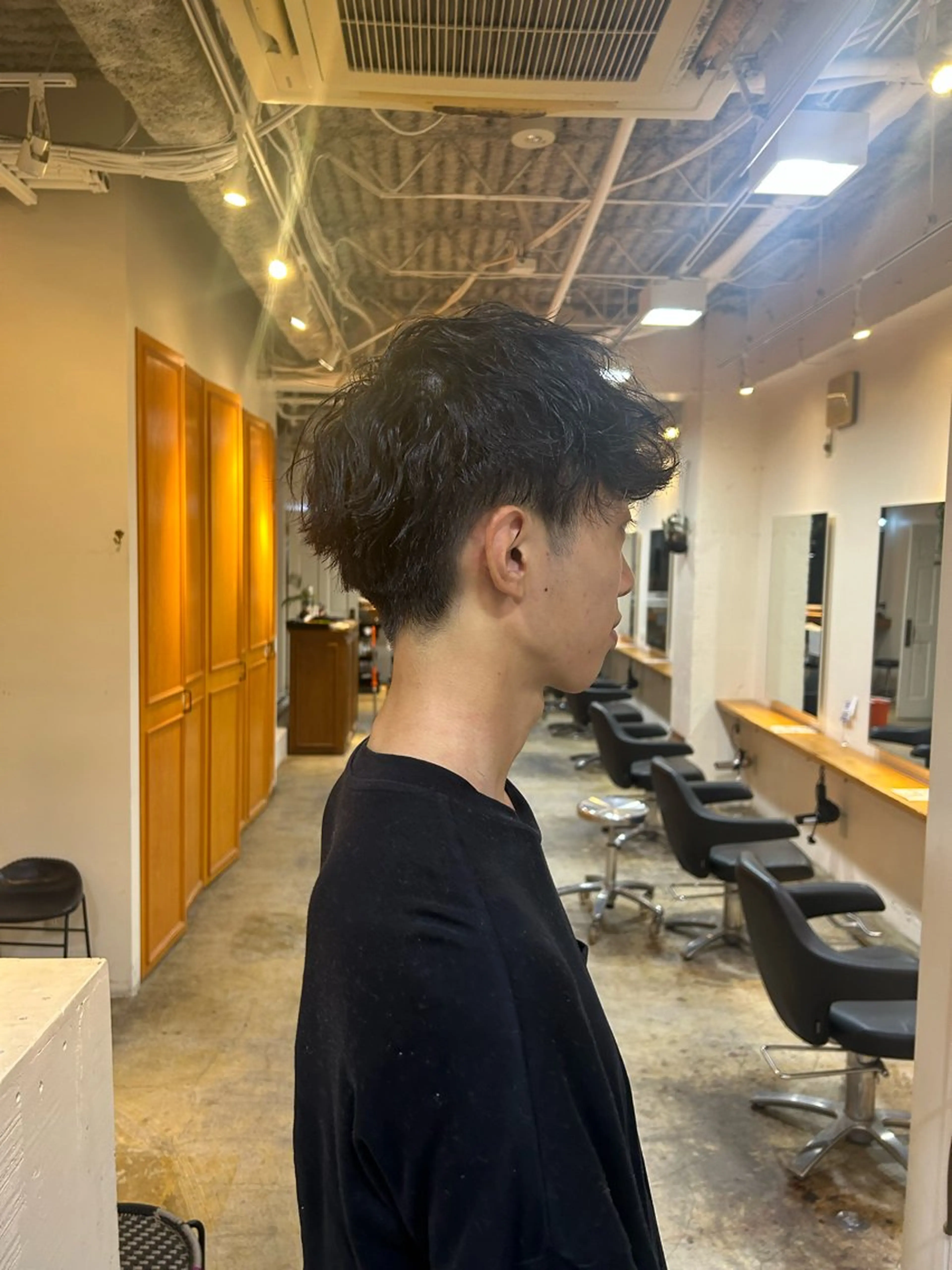 パーマ メンズ カット パーマ ナチュラル大人っぽい スタイル　MAORIのヘアスタイル