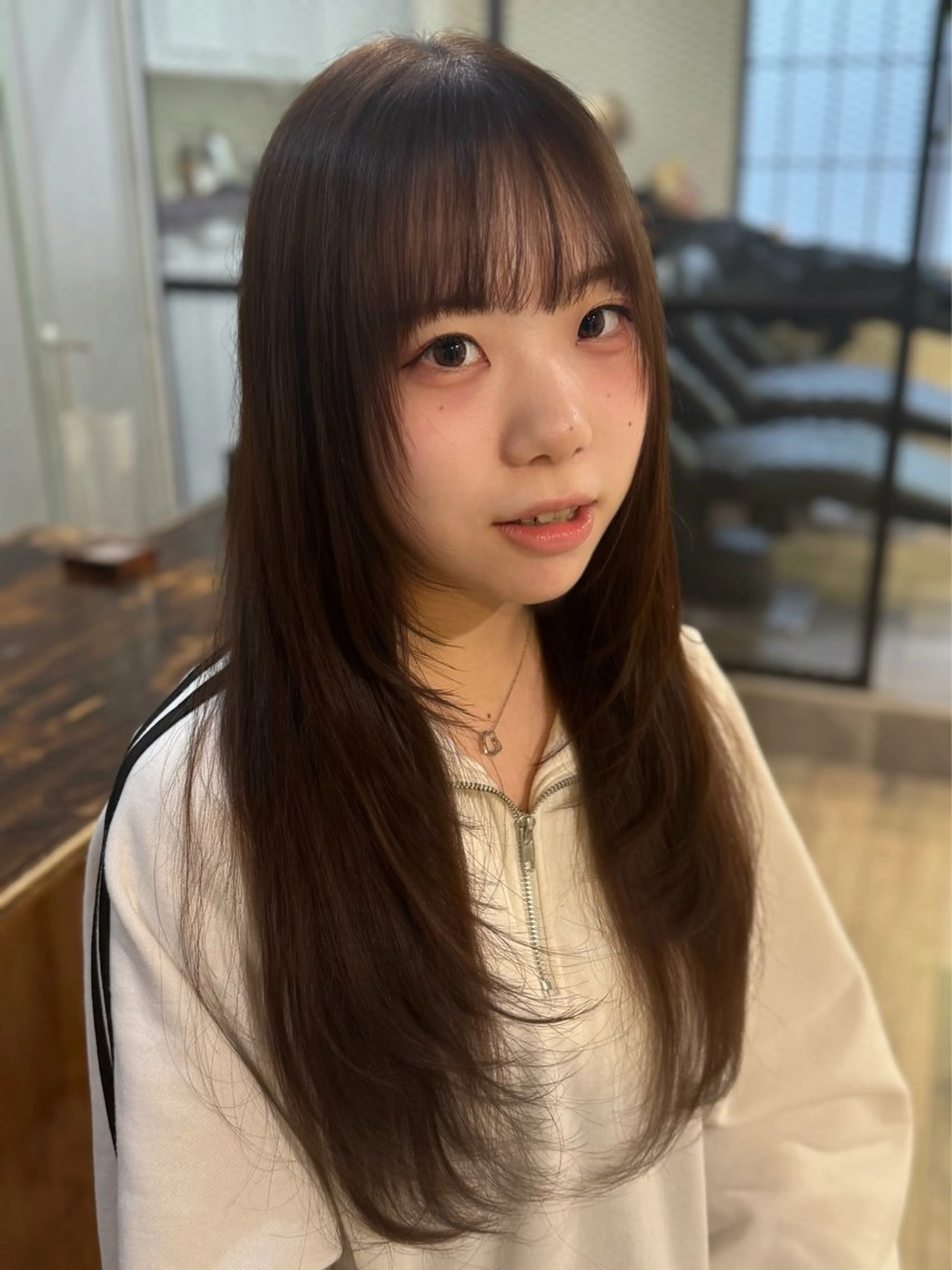 🤍韓国バング無料🤍バングカット＋カラー＋うる艶トリートメント¥5900の写真