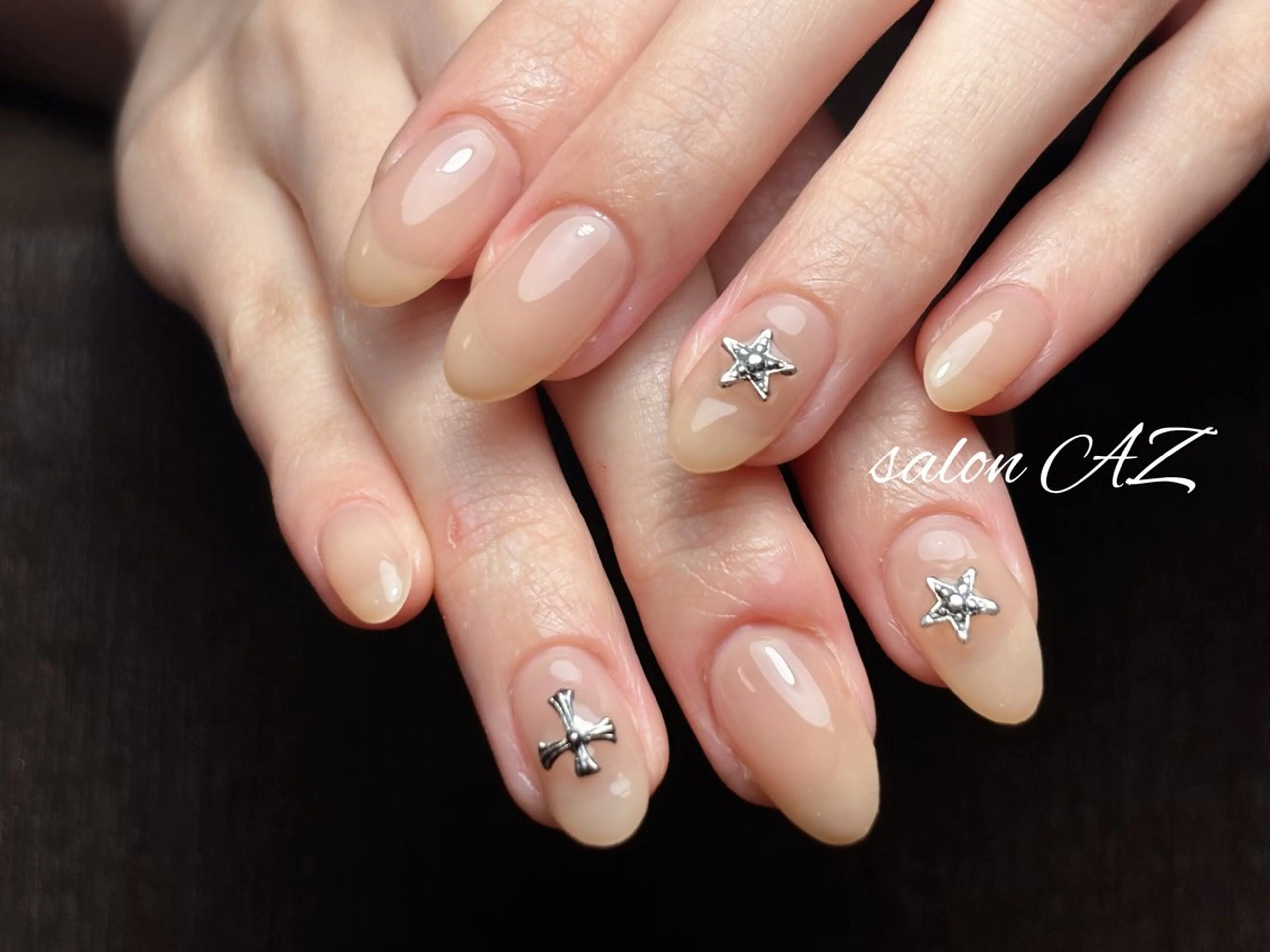 ネイル アートネイル 長さ出し フットネイル フレンチネイル ジェルネイル ハンドネイル salonAZ トップネイリストのネイルデザイン
