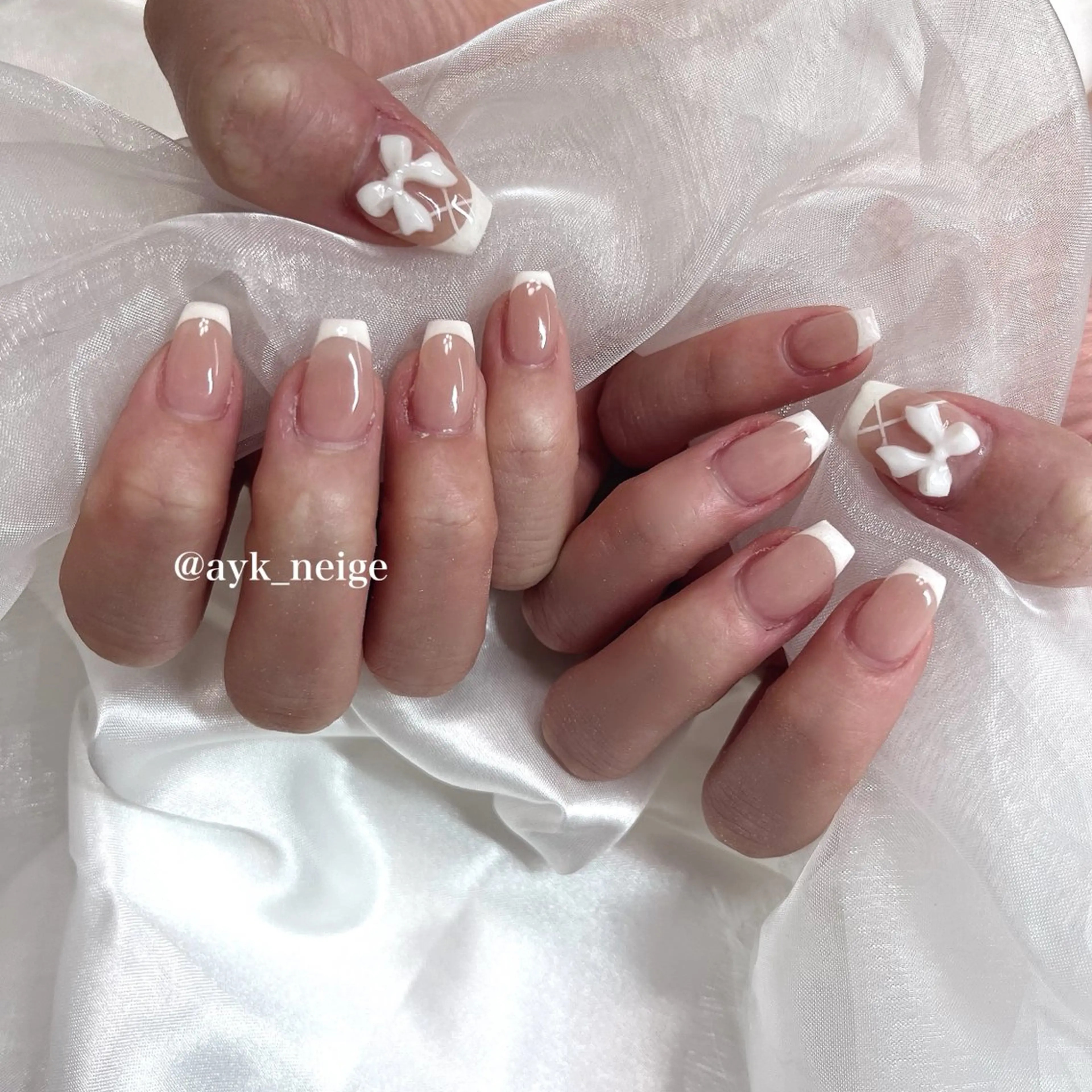 ネイル フットネイル キラキラネイル 韓国ネイル リボン n'eige nail所属・大谷 綾香のネイルデザイン