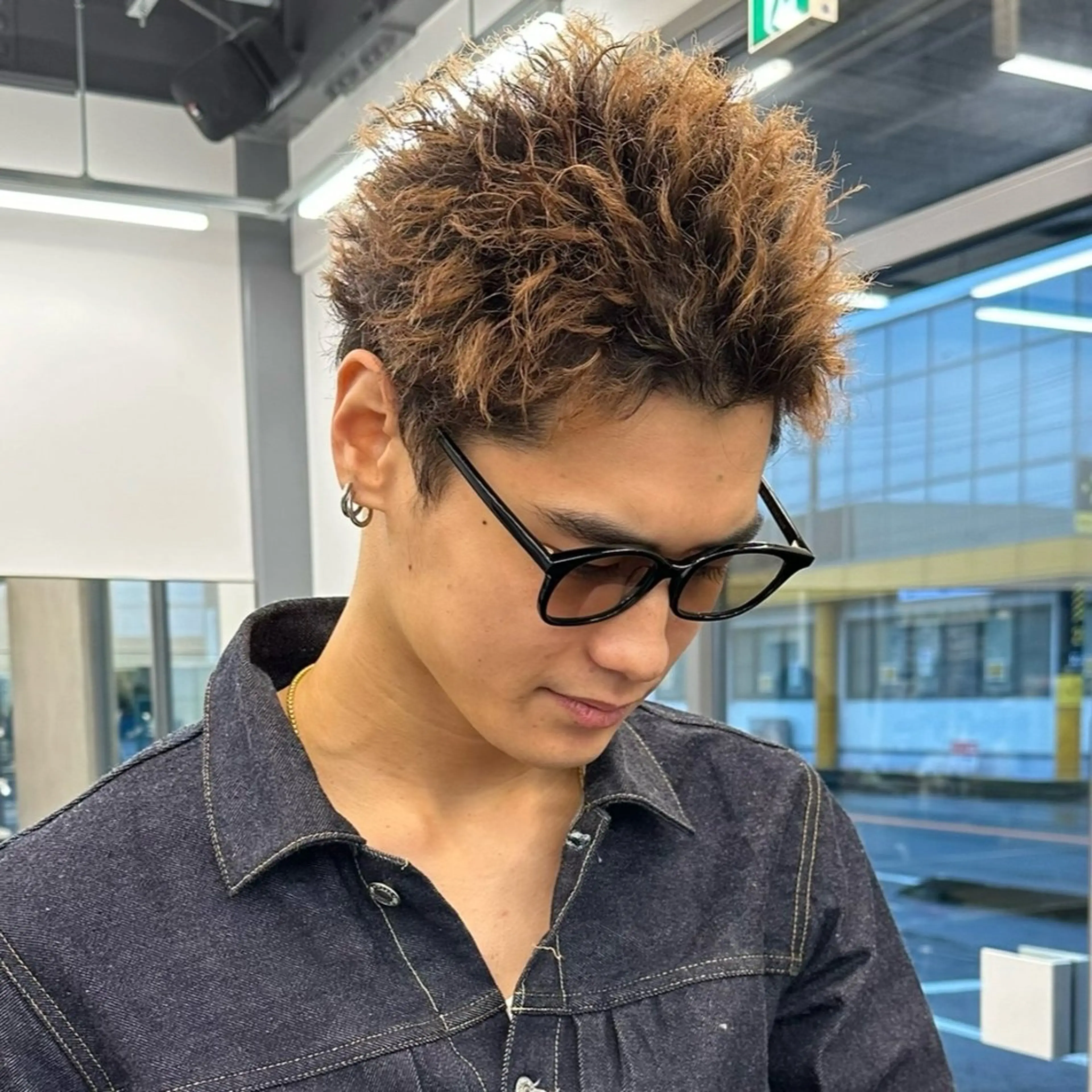 ミディアム Lit.富士 久保田風太のヘアスタイル