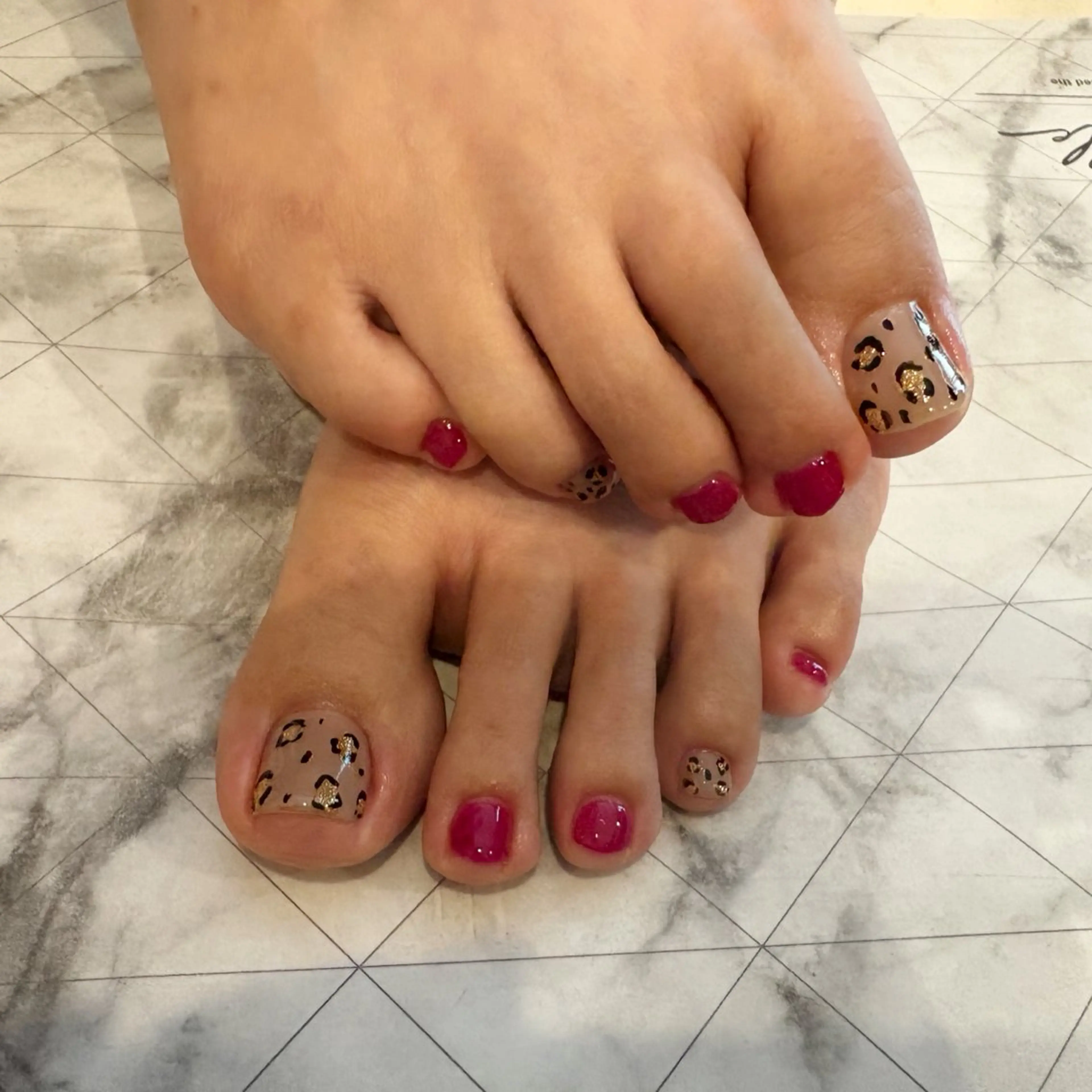 ネイル スパイラル牛川通店所属・花木 ひかりのネイルデザイン