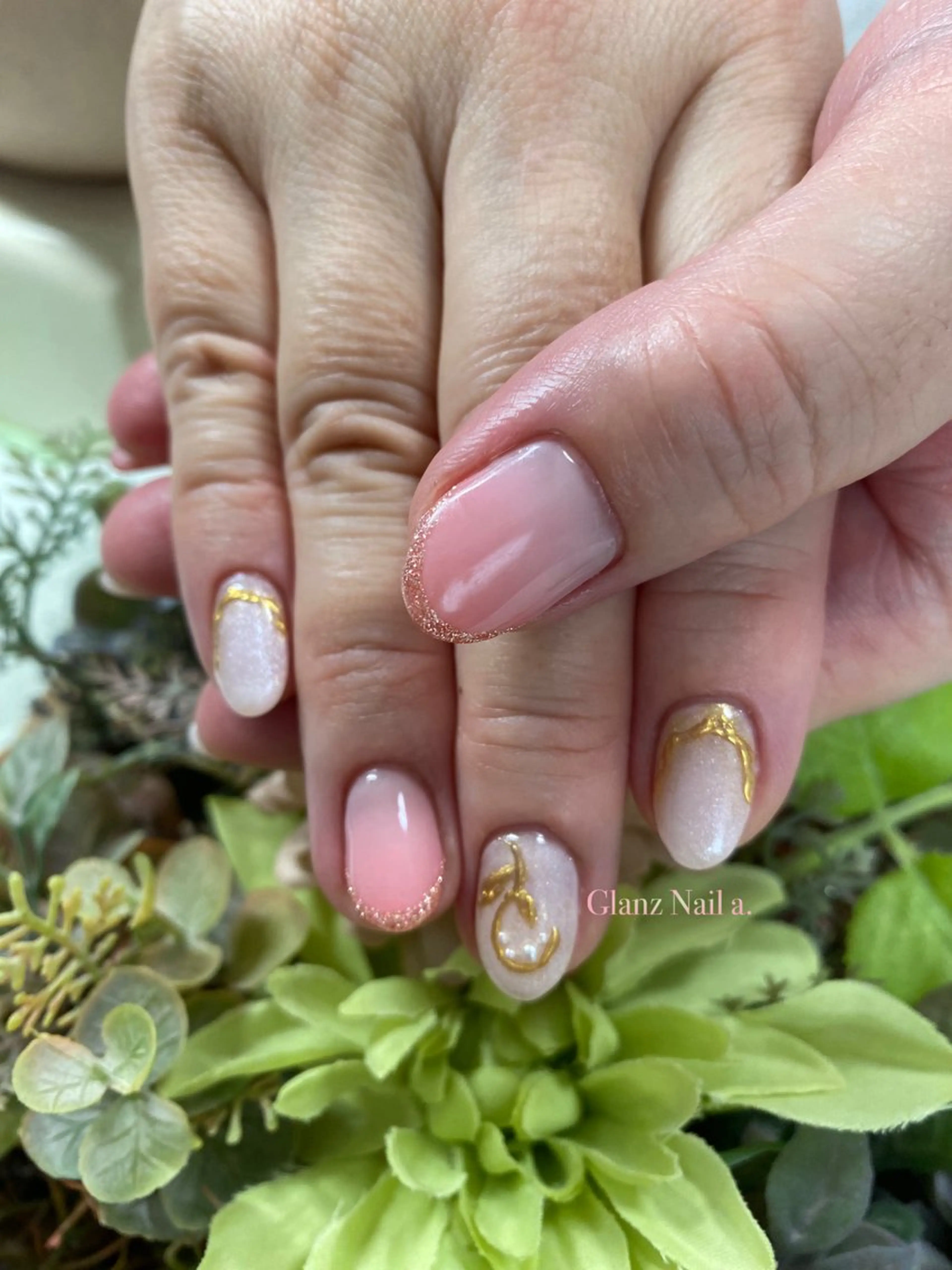 ネイル ハンドネイル Glanz  Nail aのネイルデザイン