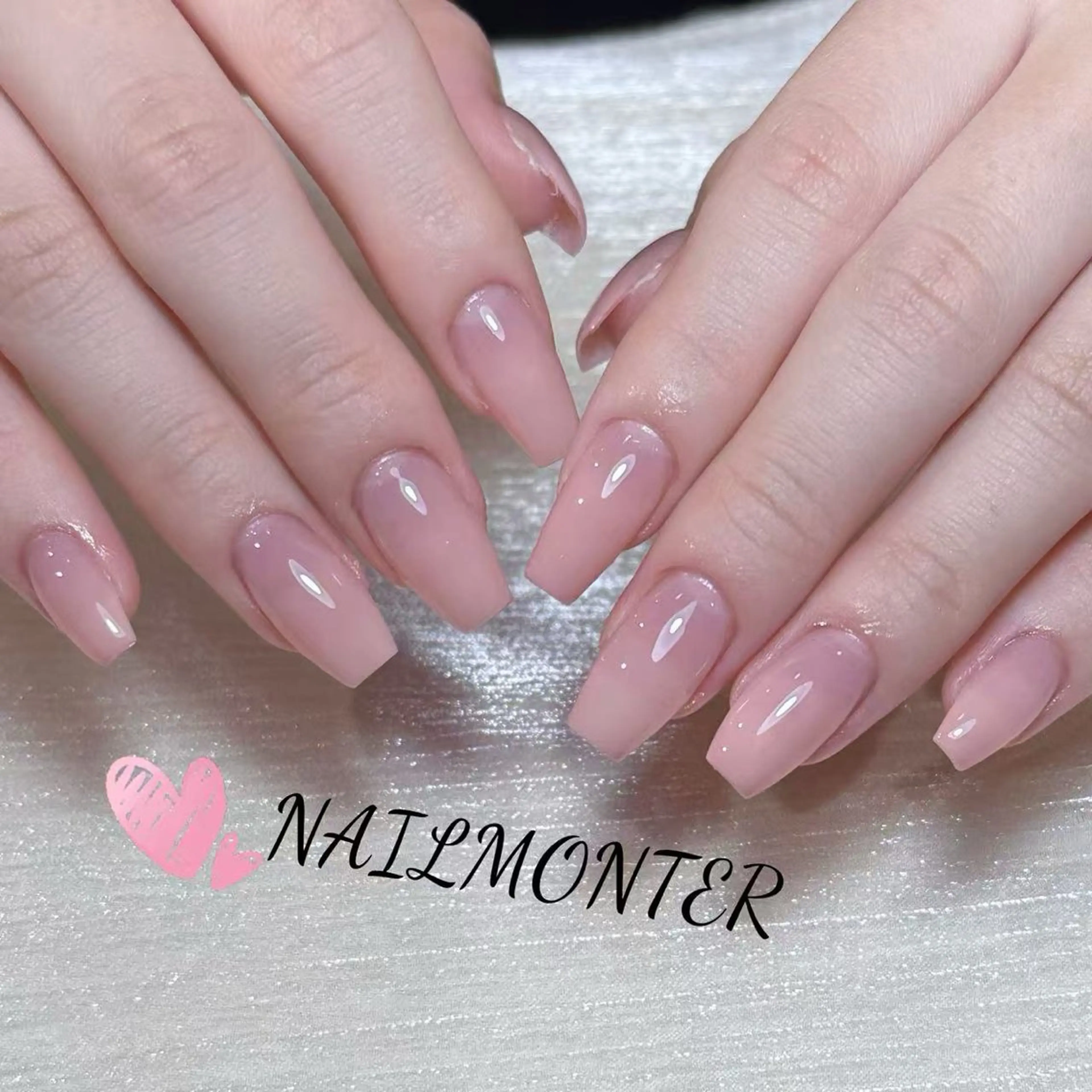 ネイル アートネイル オーロラネイル ガーリー キラキラネイル 韓国ネイル ハンドネイル ハンドケア Nail Monsterのネイルデザイン