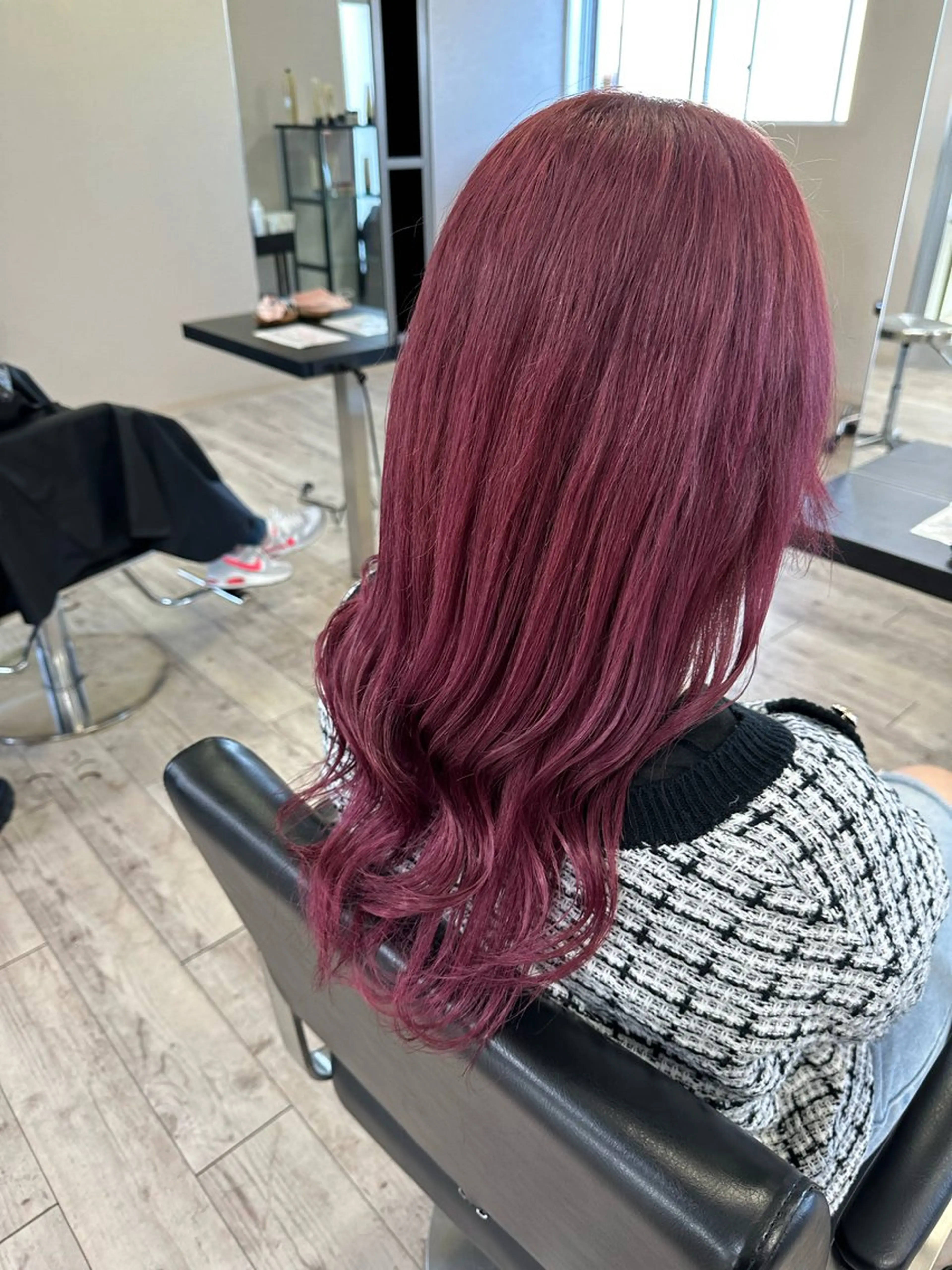 ロング カラー ピンクカラー 松本龍星 TIDE HAIRのヘアスタイル