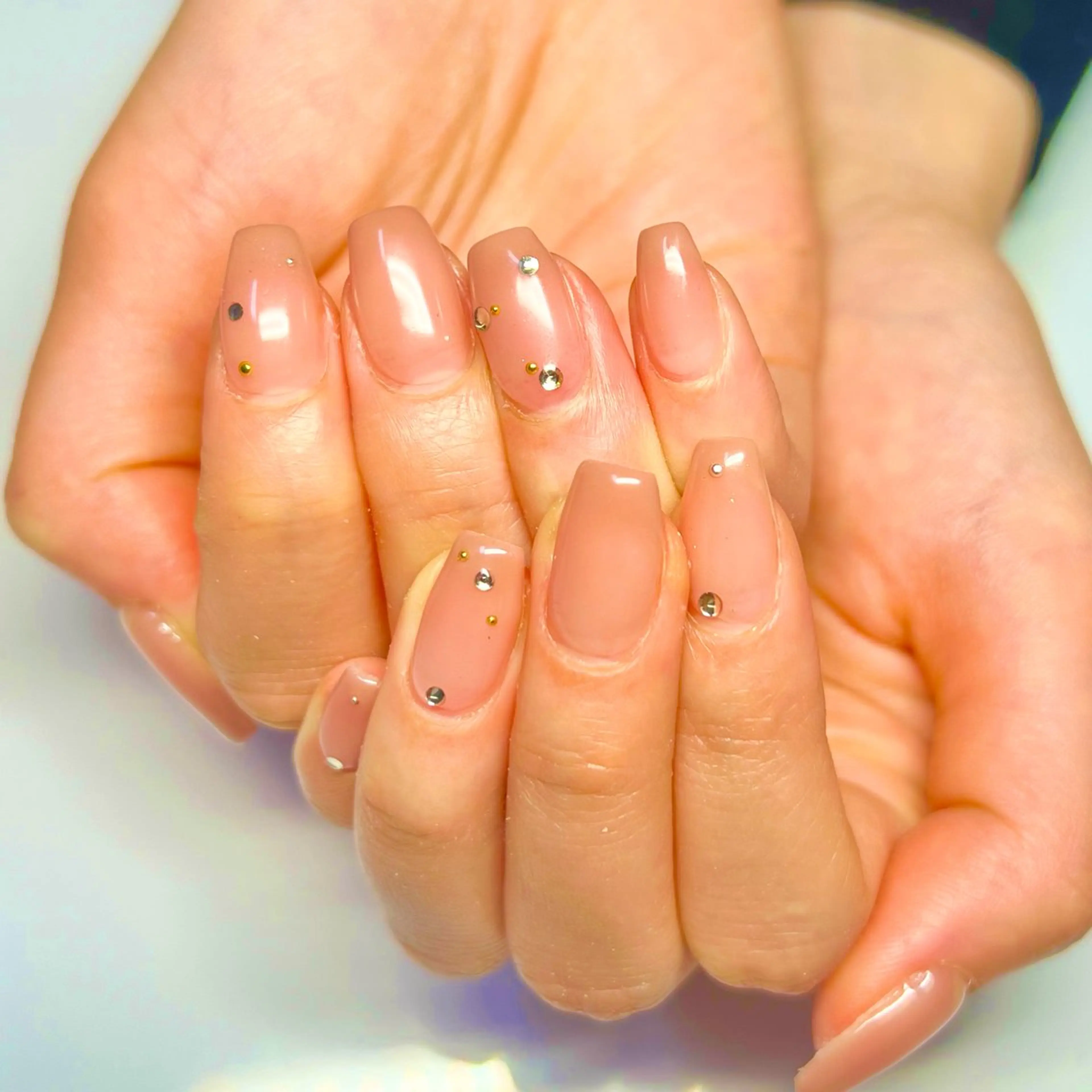 ネイル ストーンネイル ハンドネイル m.nail/ 🐄💛🧡❤️のネイルデザイン