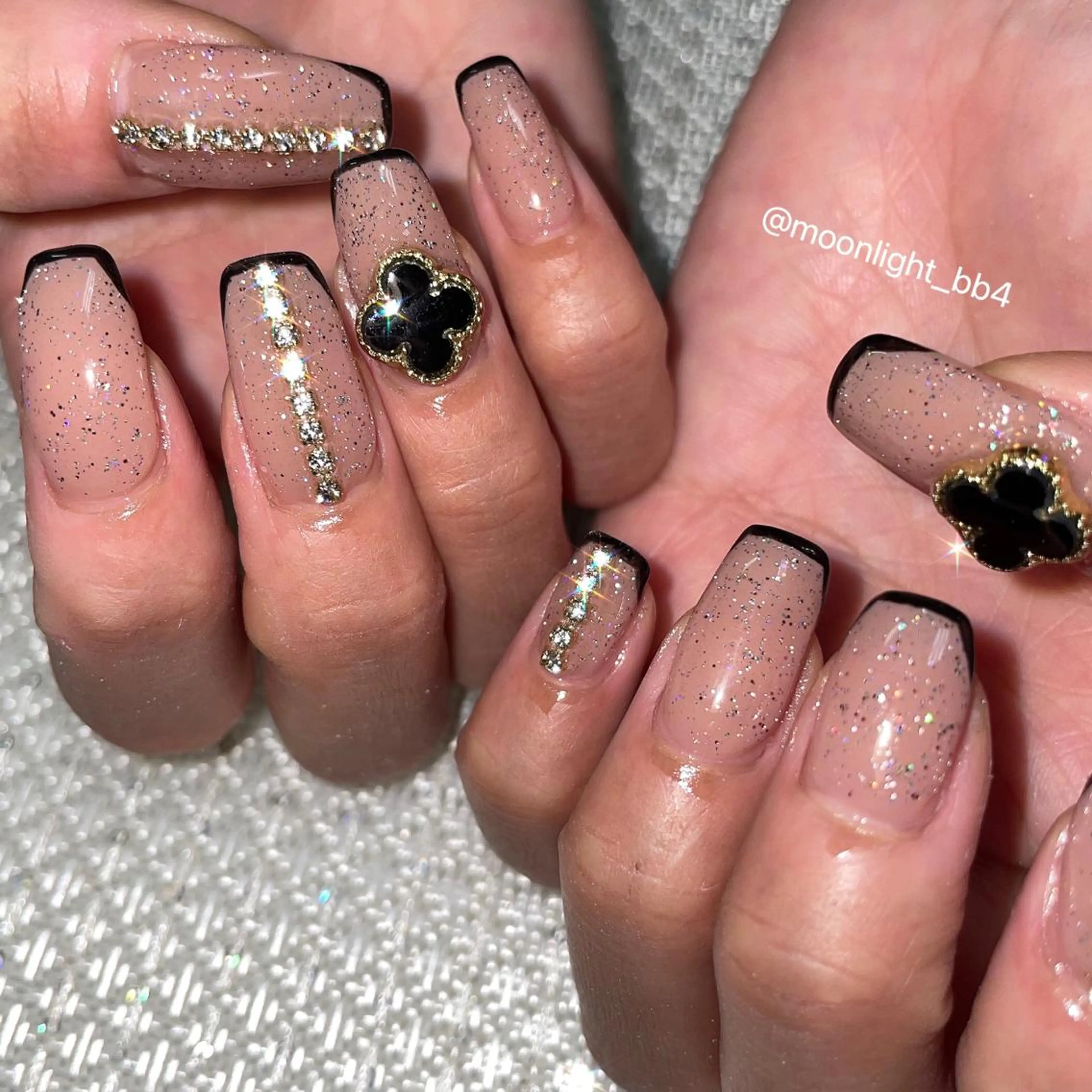 ネイル MoonLight MIHOのネイルデザイン