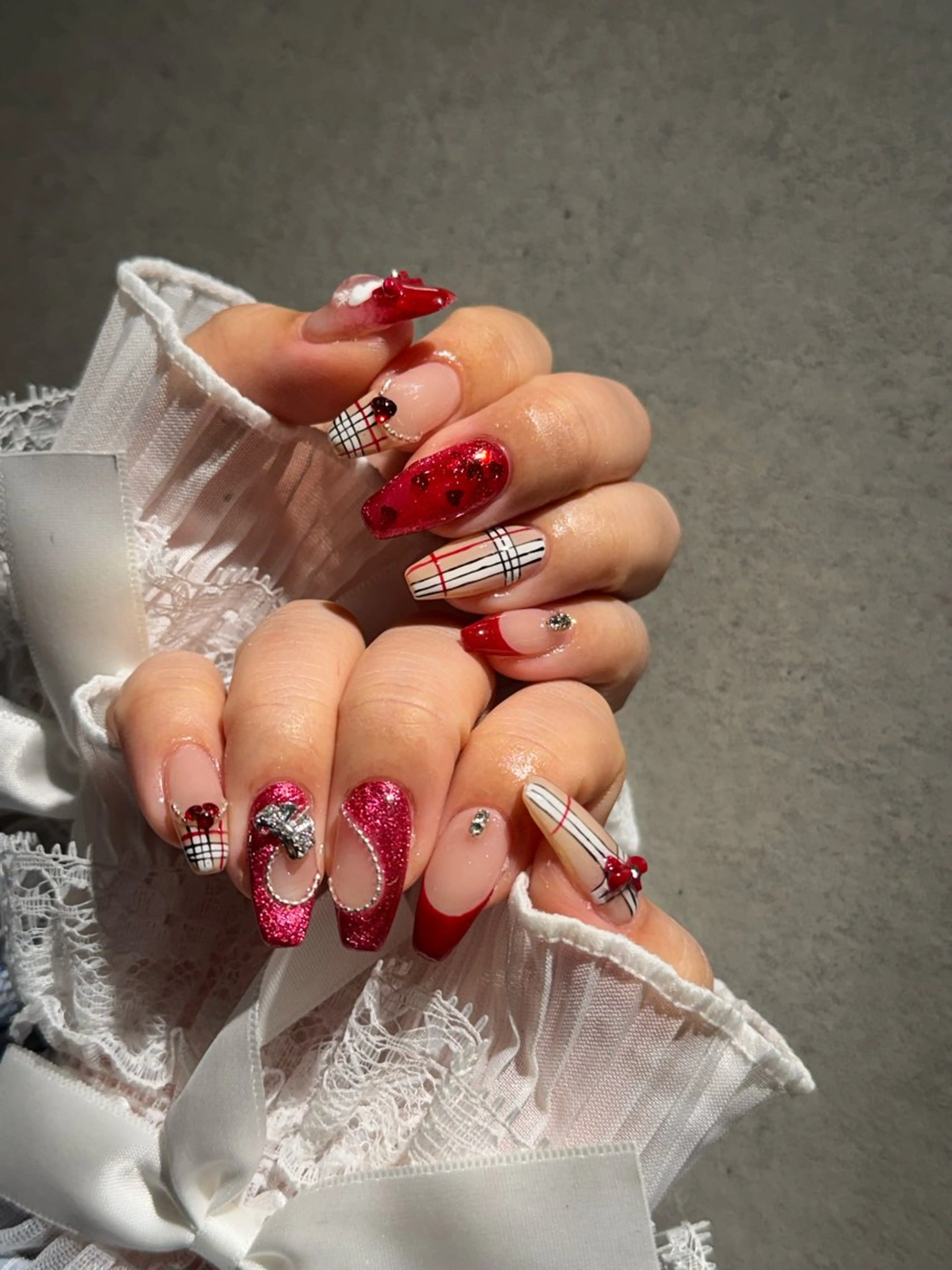 ネイル I-nailロング /ワンホン/キラキラのネイルデザイン