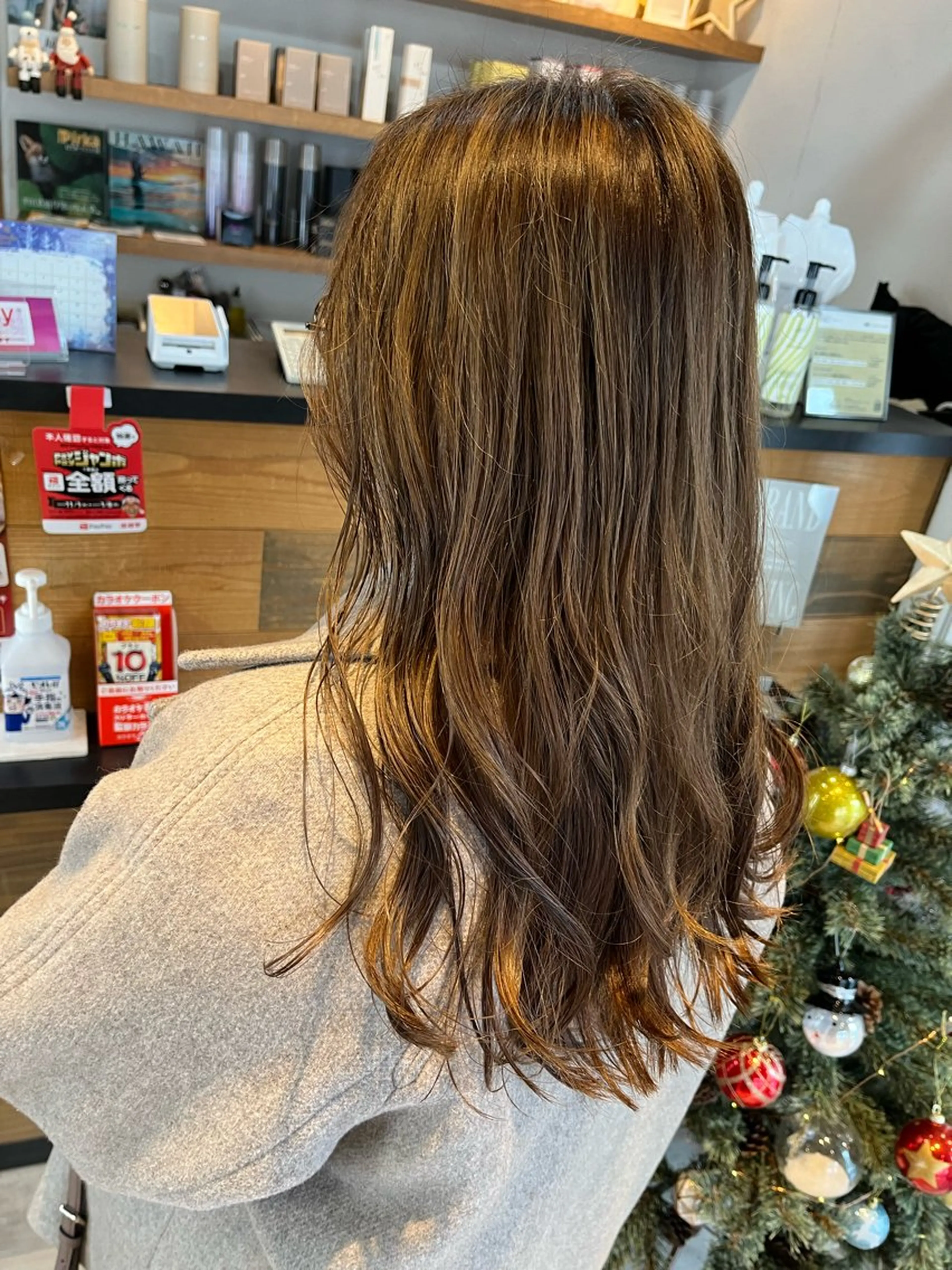 セミロング カラー カット ヘアカラー トリートメント 髪質改善美容室Lust所属・美容室Lust💚 嶋崎　鷹のヘアスタイル