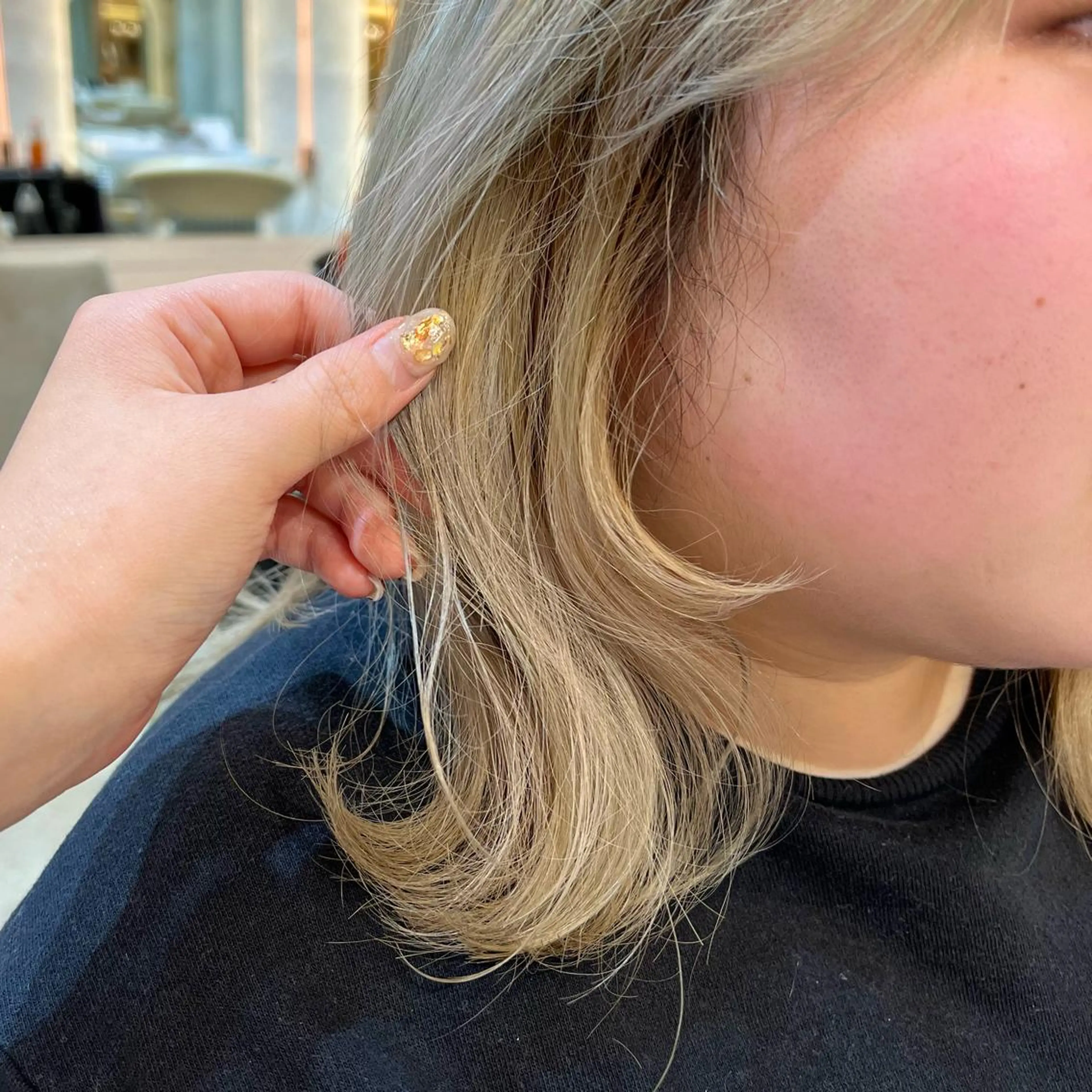 ミディアム ボブ/巻ける縮毛矯正 /韓国レイヤーはなのヘアスタイル