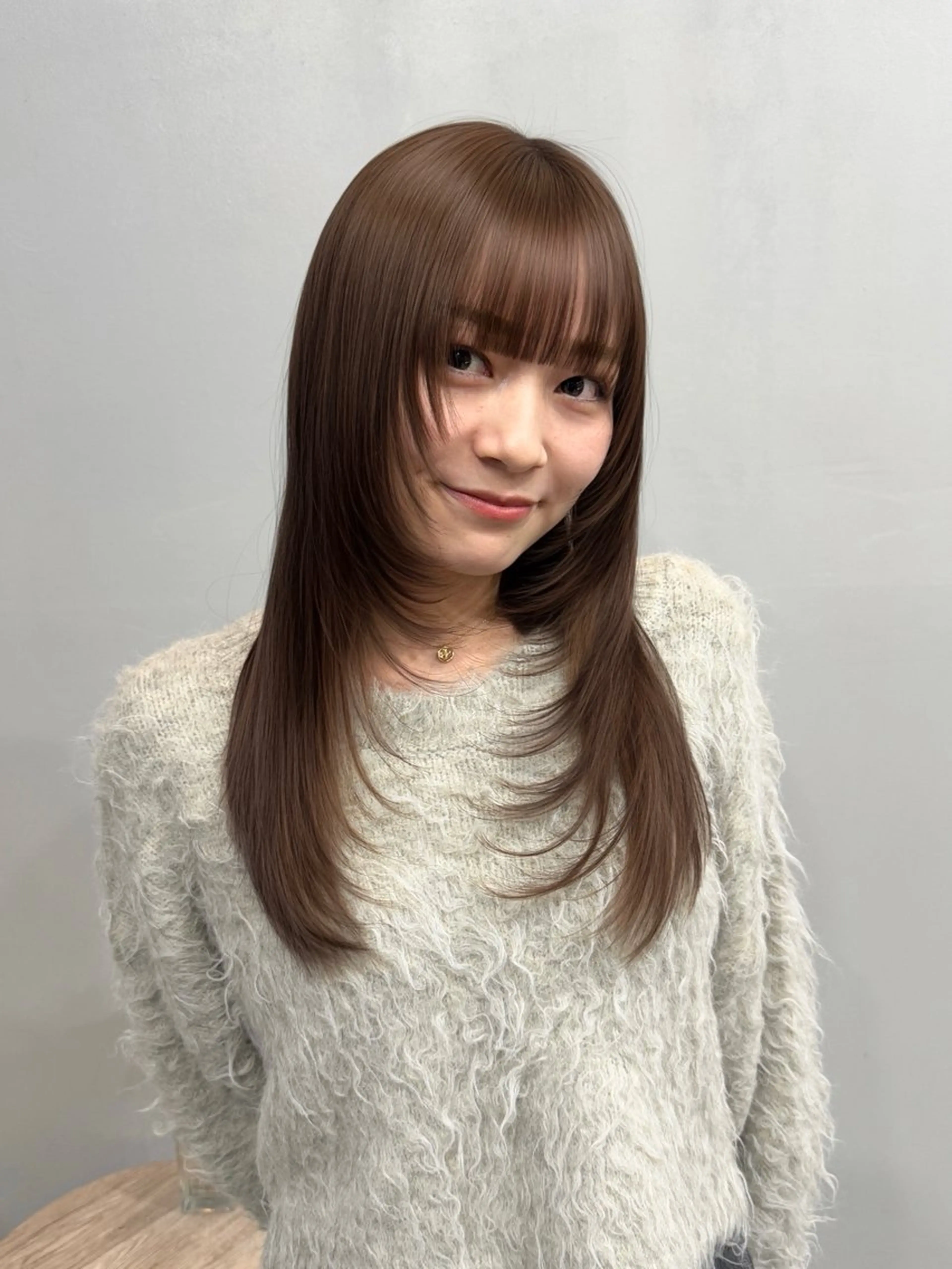 ロング 🩶ブリーチ/ レイヤー🩶フミカのヘアスタイル