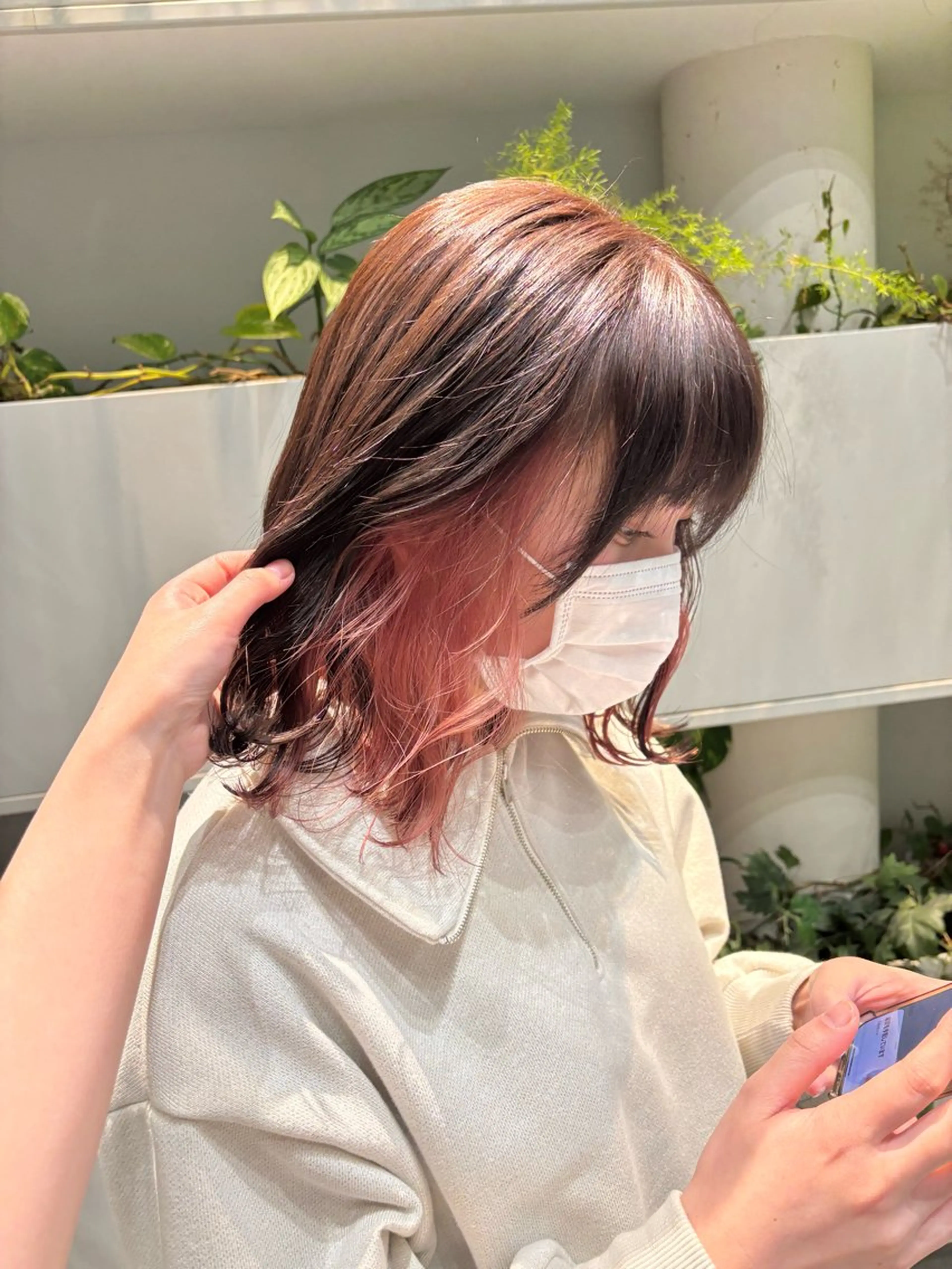 ショート カラー ベージュカラー ブラウンカラー ピンクカラー ピンクベージュ ピンクブラウン ヘアカラー くさかみさき🌼暖色 /韓国風/オタク🌼のヘアスタイル