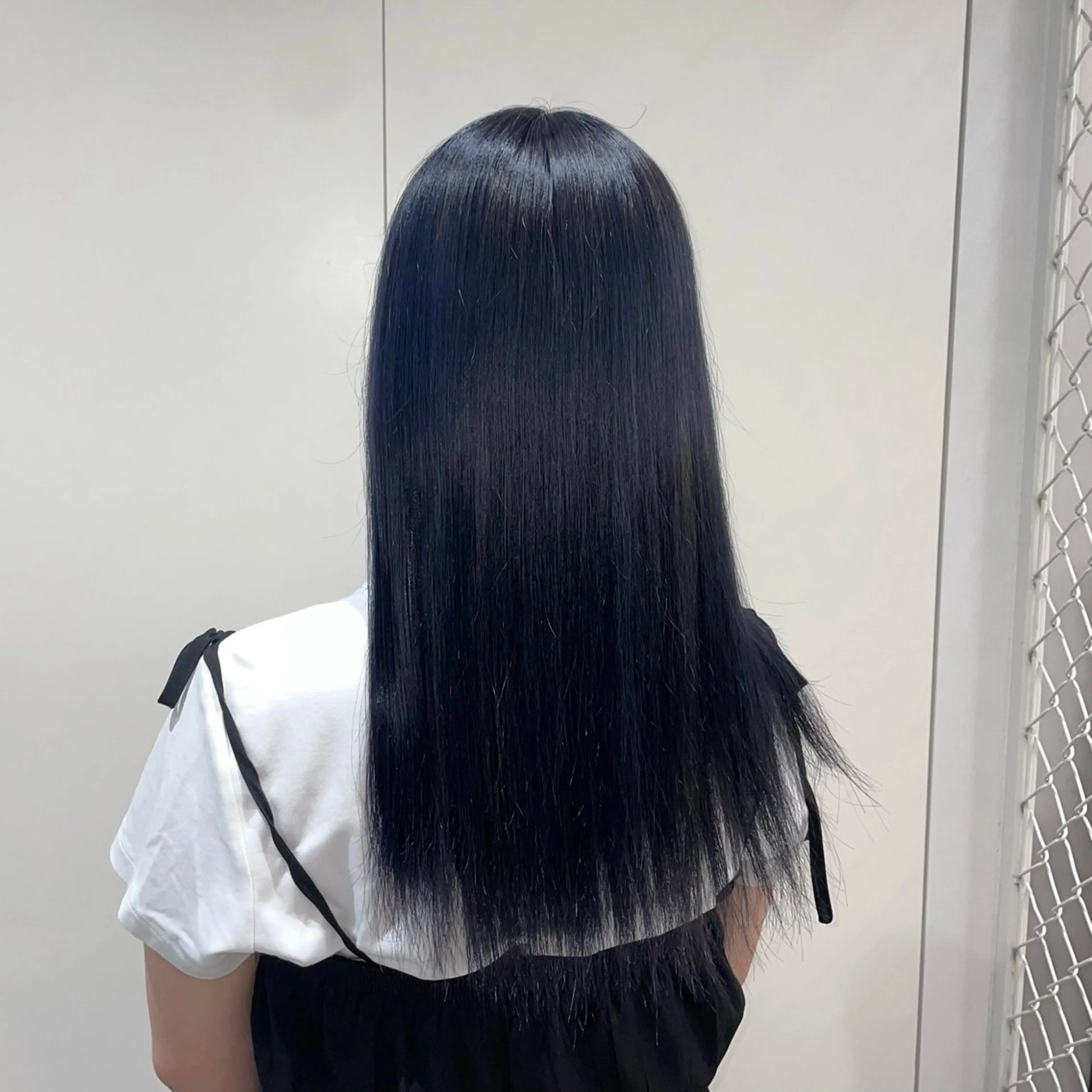 セミロング カラー ヘアカラー ななみ《ちゅるん カラー/まつパ》のヘアスタイル