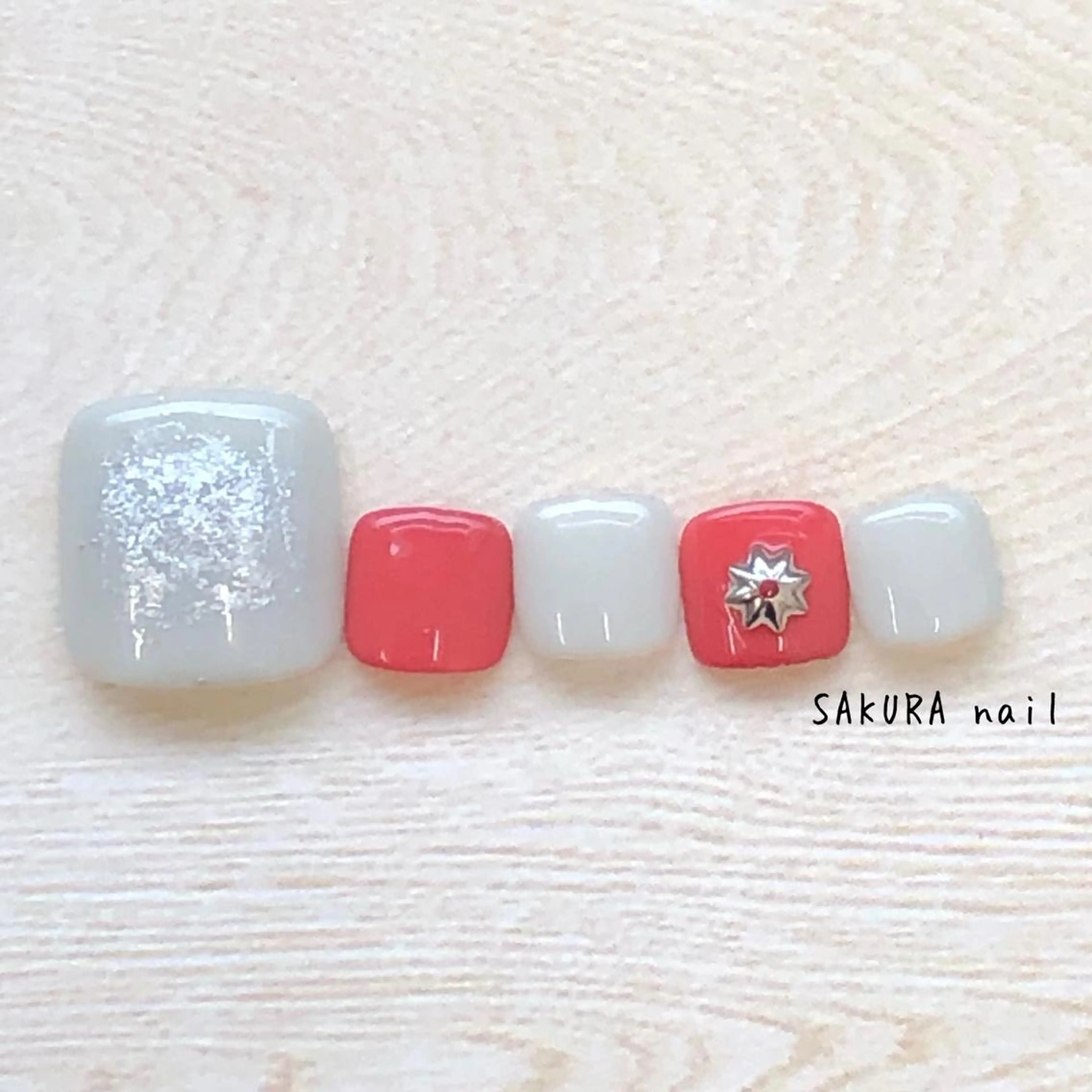 ネイル フットネイル SAKURA nailのネイルデザイン