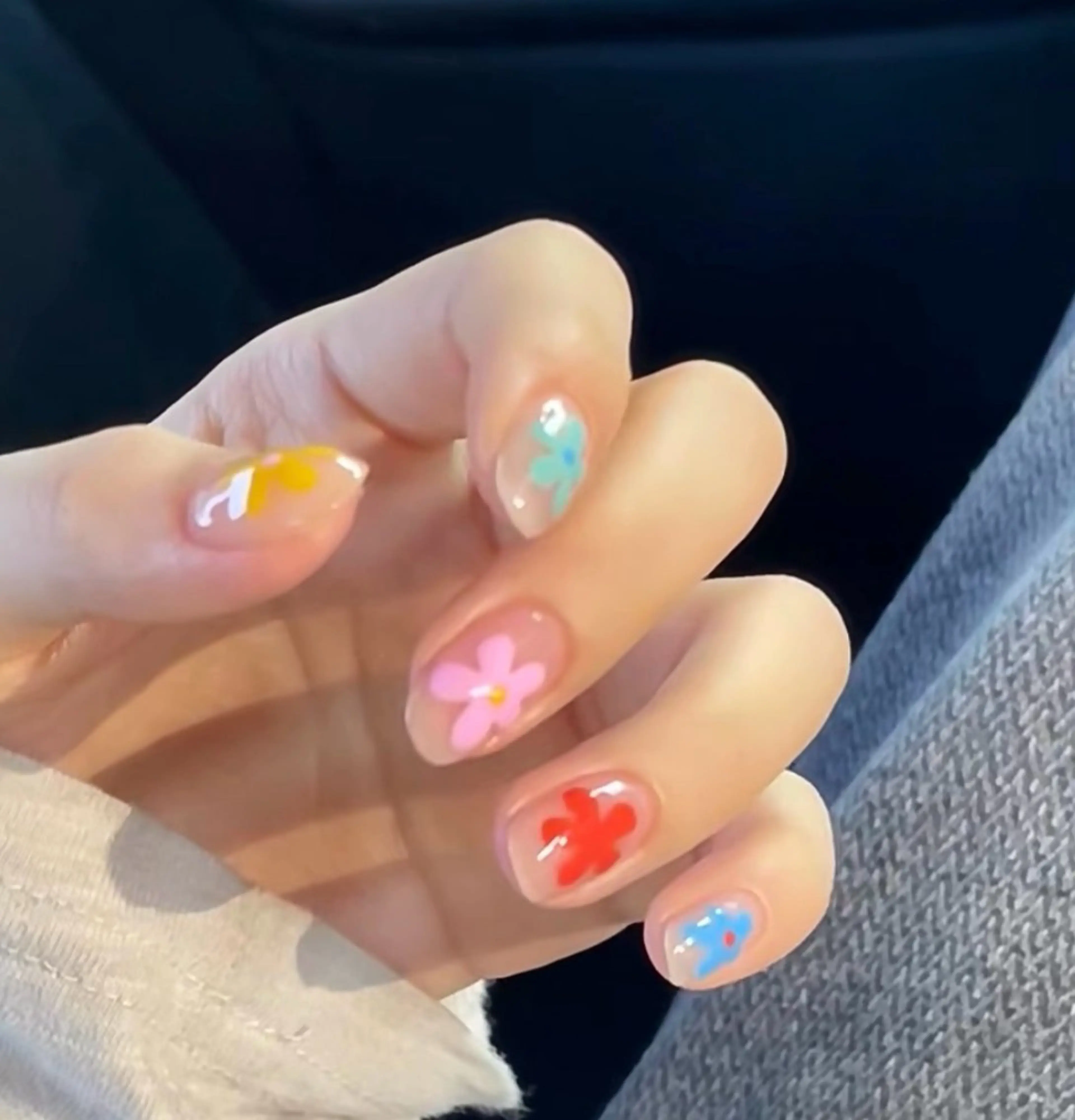 ネイル 💅E•U•B NAIL🌹所属・横浜市中区曙町 ネイルE·U·Bのネイルデザイン