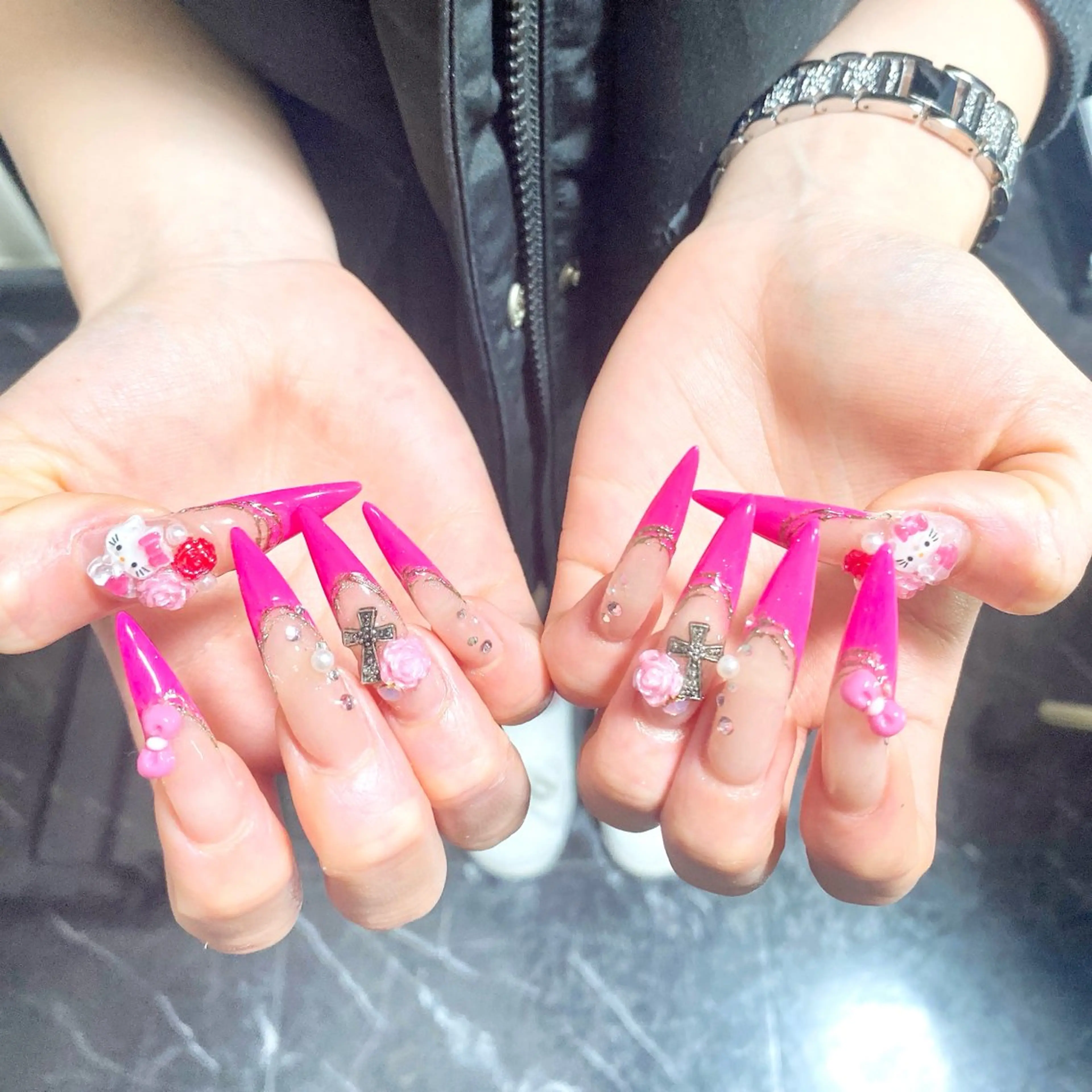 ネイル ハンドネイル ayaka ギャルネイル🎀のネイルデザイン