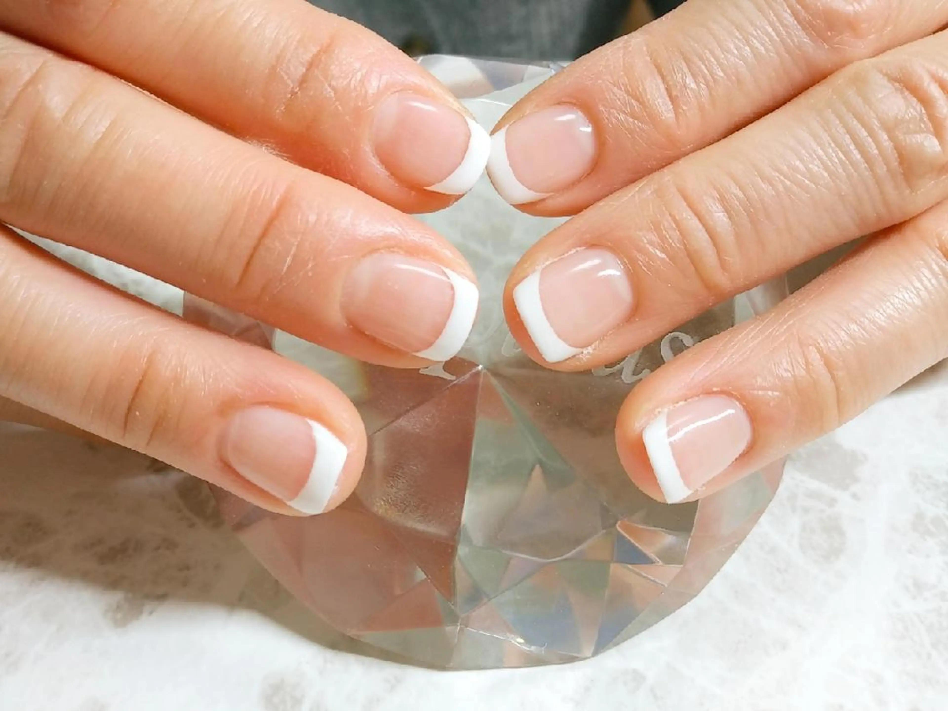 ネイル フレンチネイル ハンドネイル フットネイル Lupinus所属・Lupinus ルピナスのネイルデザイン