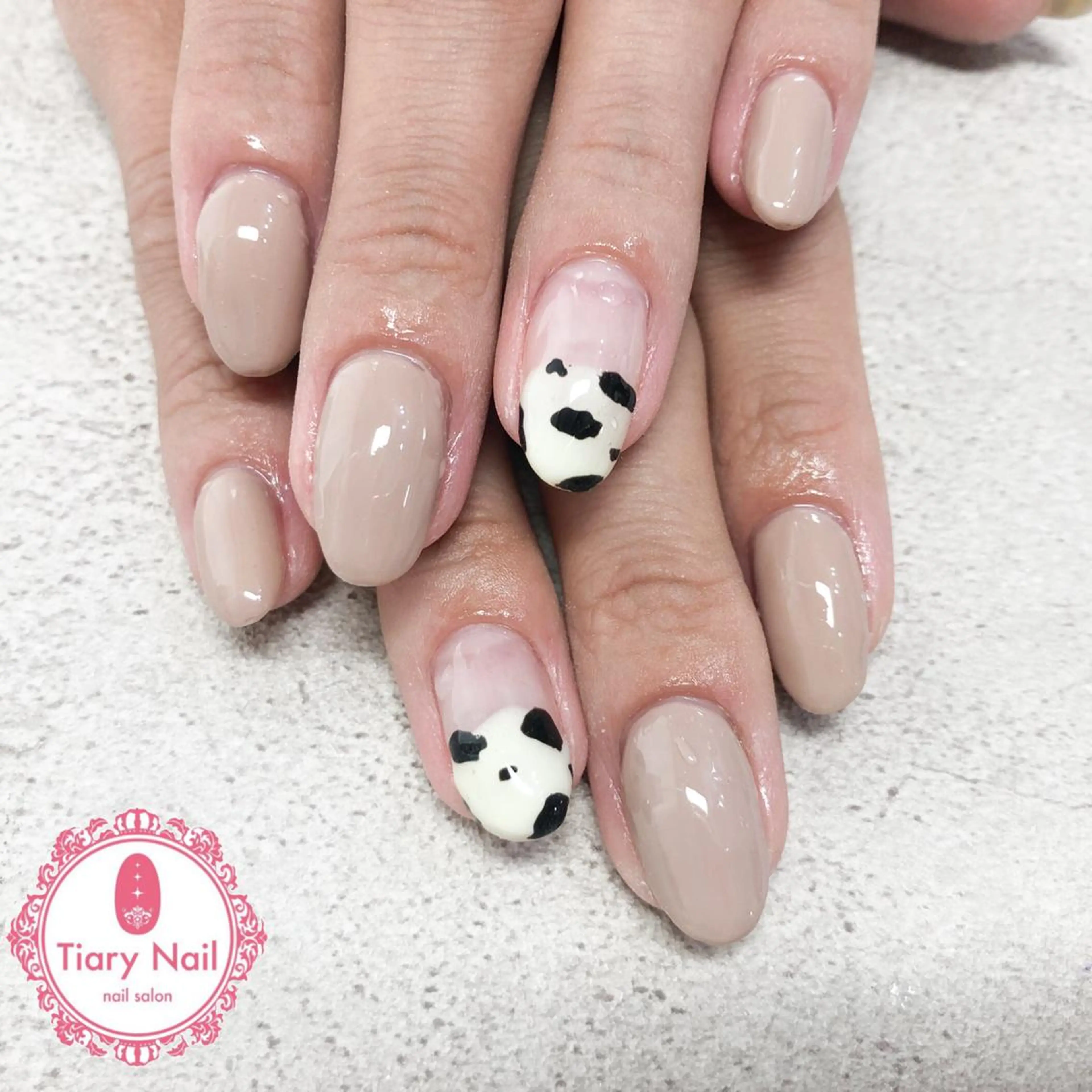 ネイル ハンドネイル tiarynail K Kのネイルデザイン