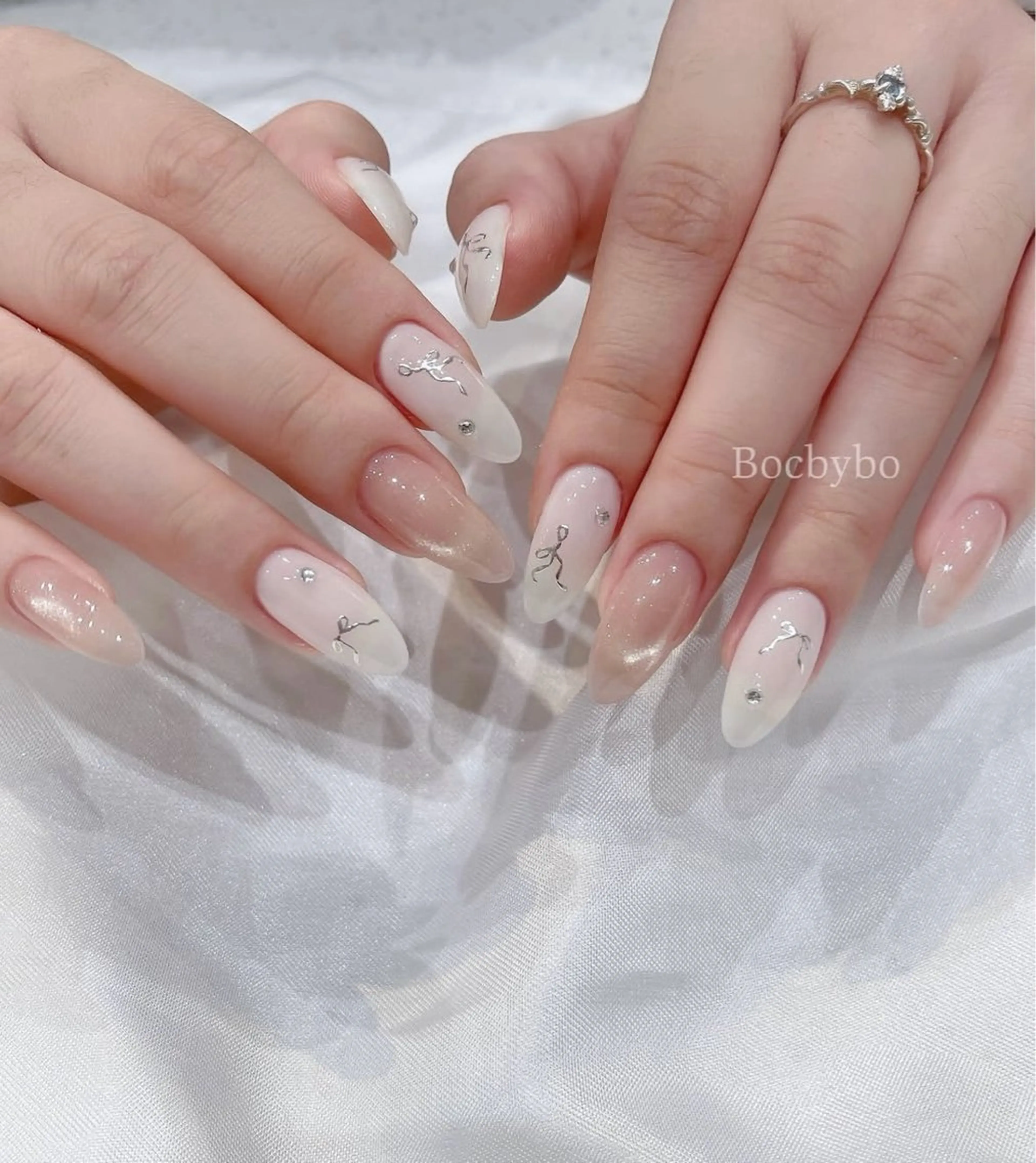 ネイル チークネイル フットネイル フレンチネイル グラデーション 韓国ネイル RibbonNail Staffのネイルデザイン