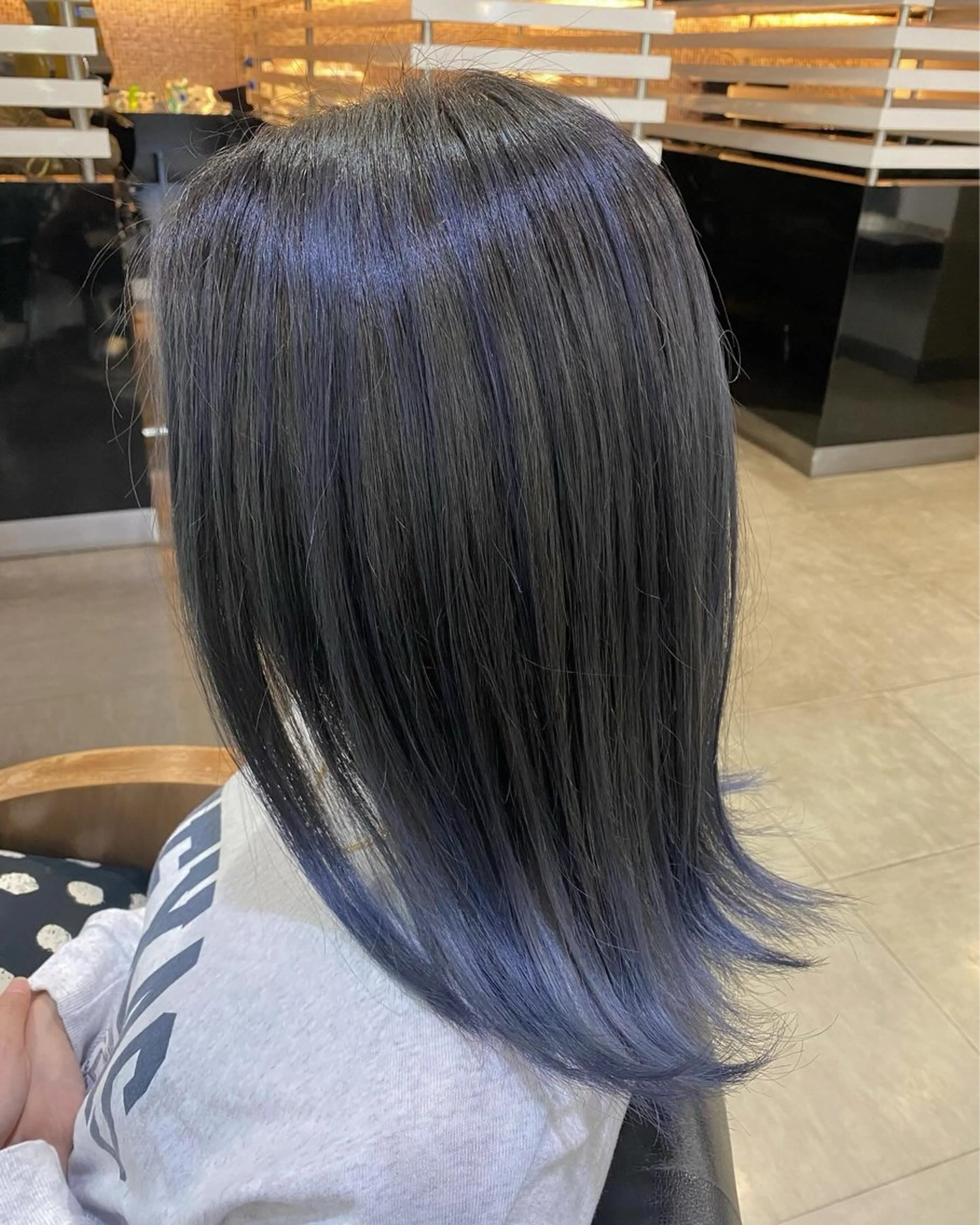ミディアム カラー ヘアアレンジ アッシュ バレイヤージュ レイヤーカット DISCOHAIRsanc（ルジャルダン町田）所属・烏山 達也のヘアスタイル