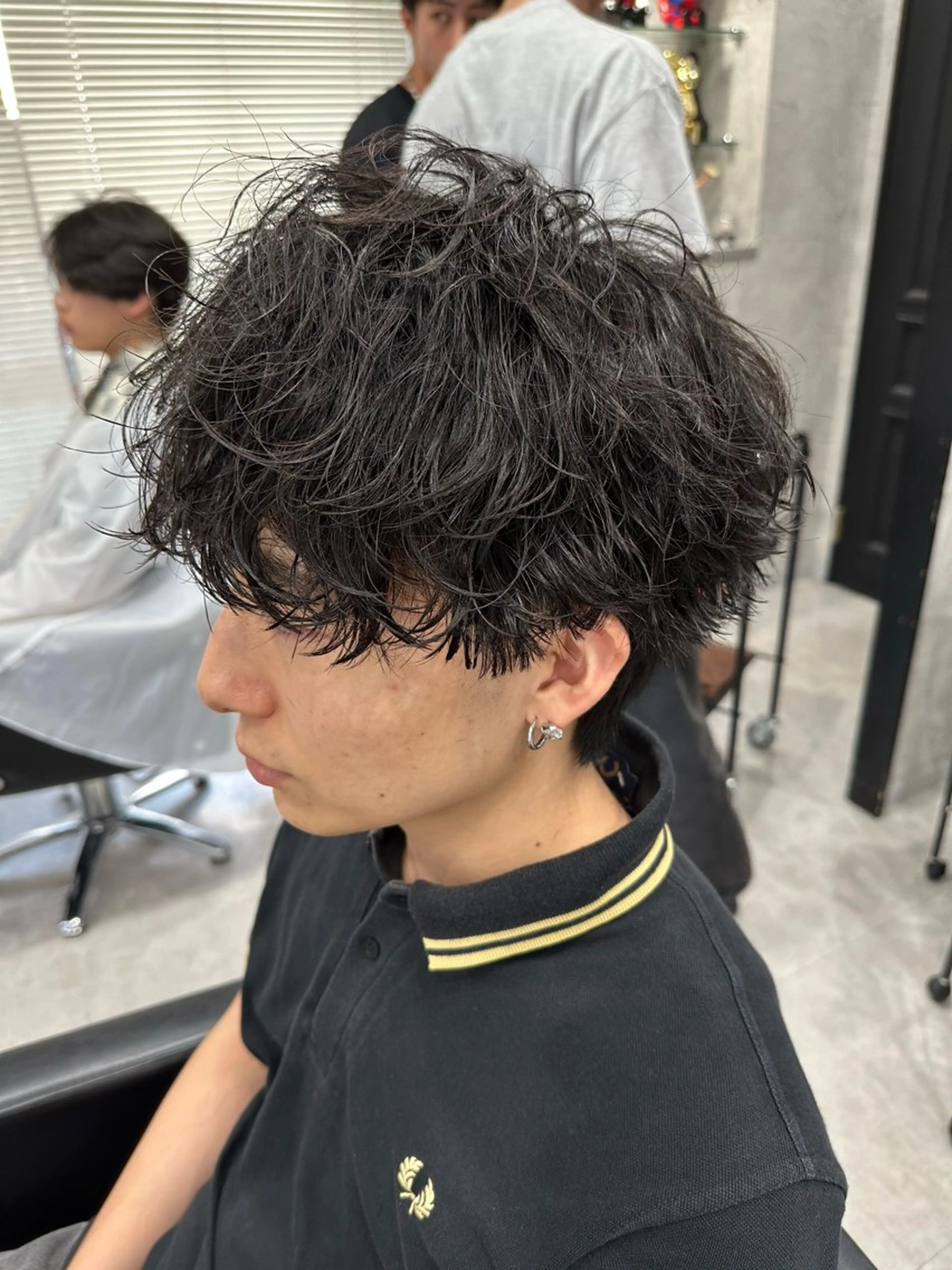 ショート パーマ メンズ メンズパーマ 波巻きパーマ カット パーマ 「パーマ指名No1 🥇」小日向悠のヘアスタイル