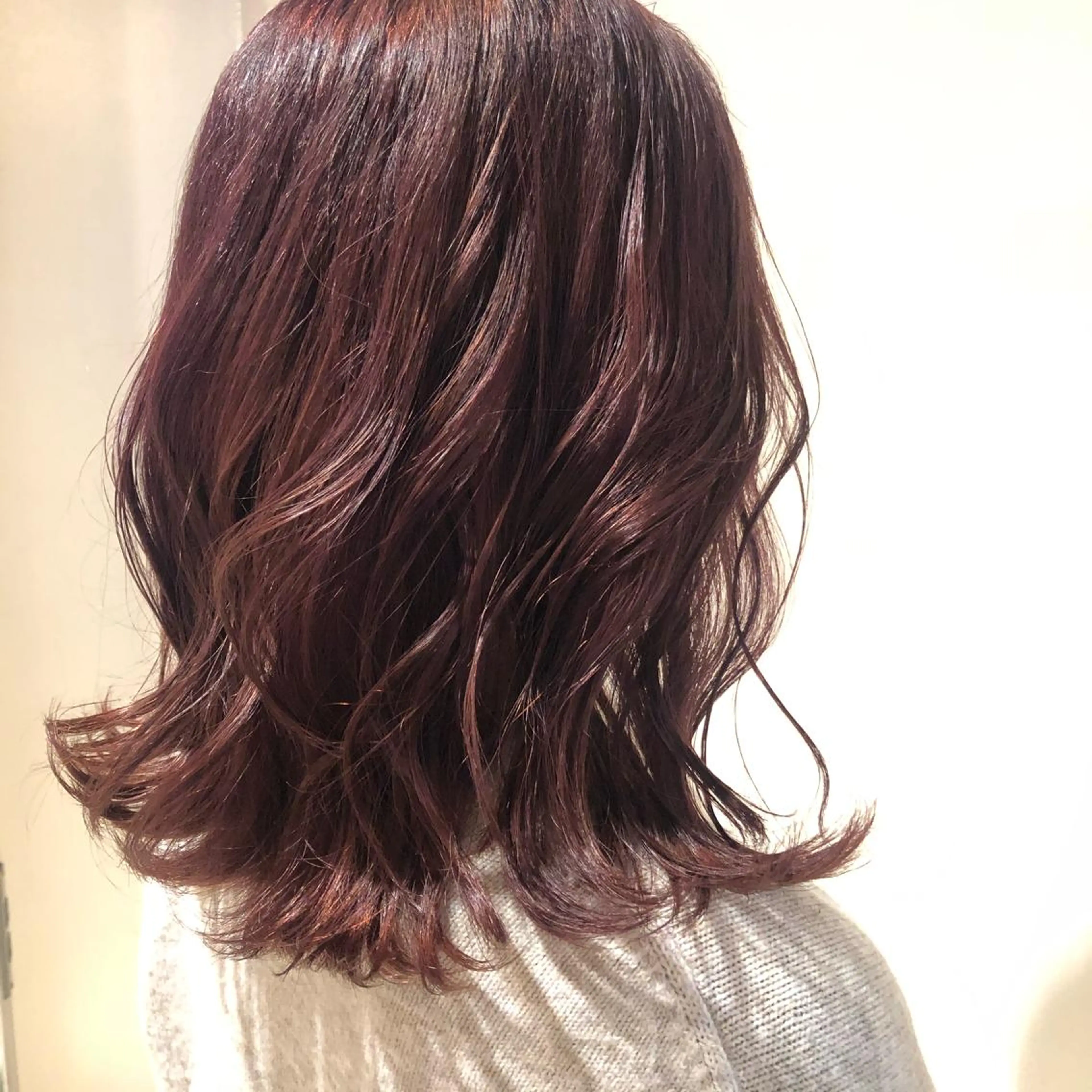 ミディアム カラー ヘアアレンジ マツエク・マツパ バイオレットカラー Noah's　Ark所属・透明感カラー🫧ヘア セット🫧松本菜月の眉毛・アイブロウイメージ