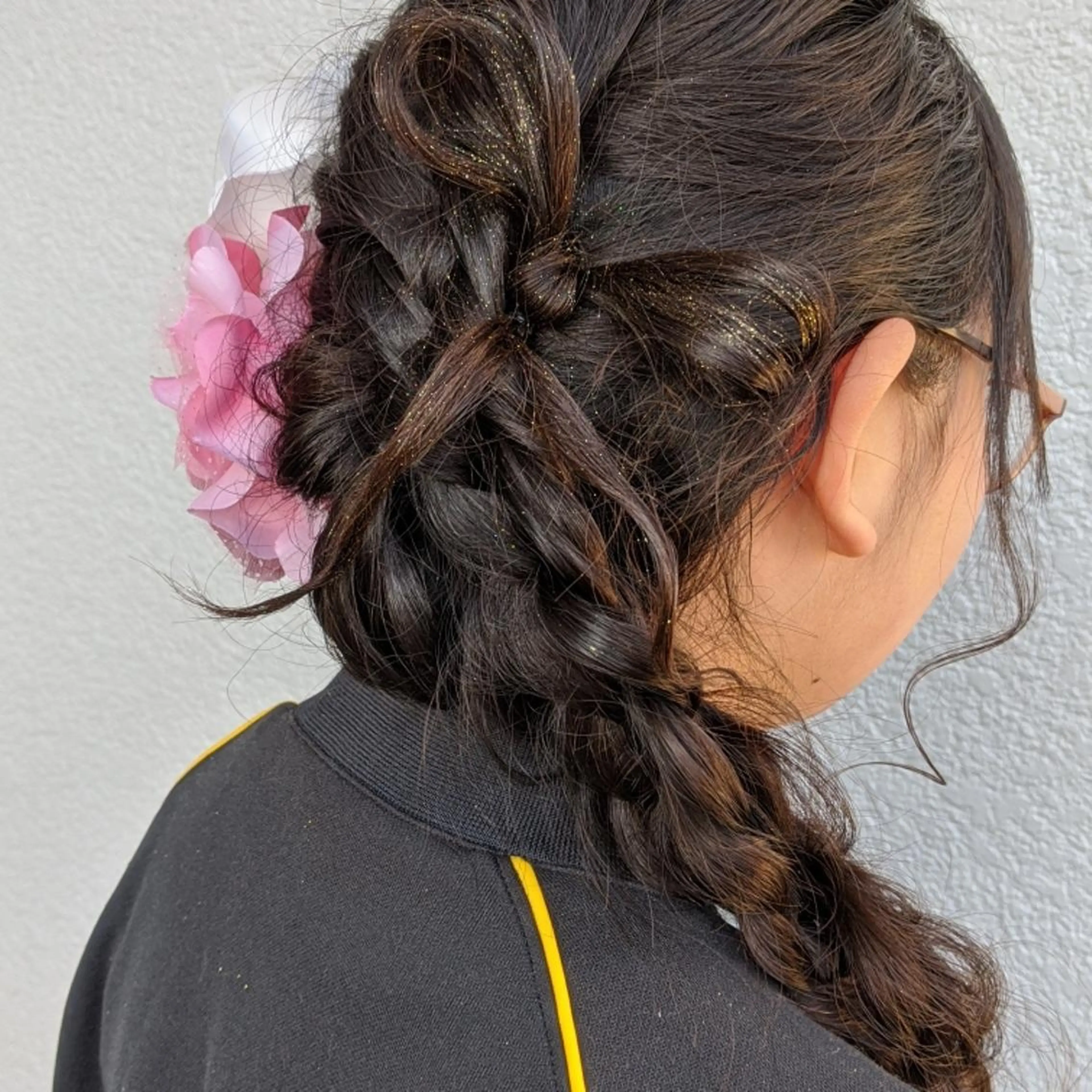 ロング キッズ 卒業式のヘアスタイル 髪質改善アンブリーチ 店長みやけななのヘアスタイル