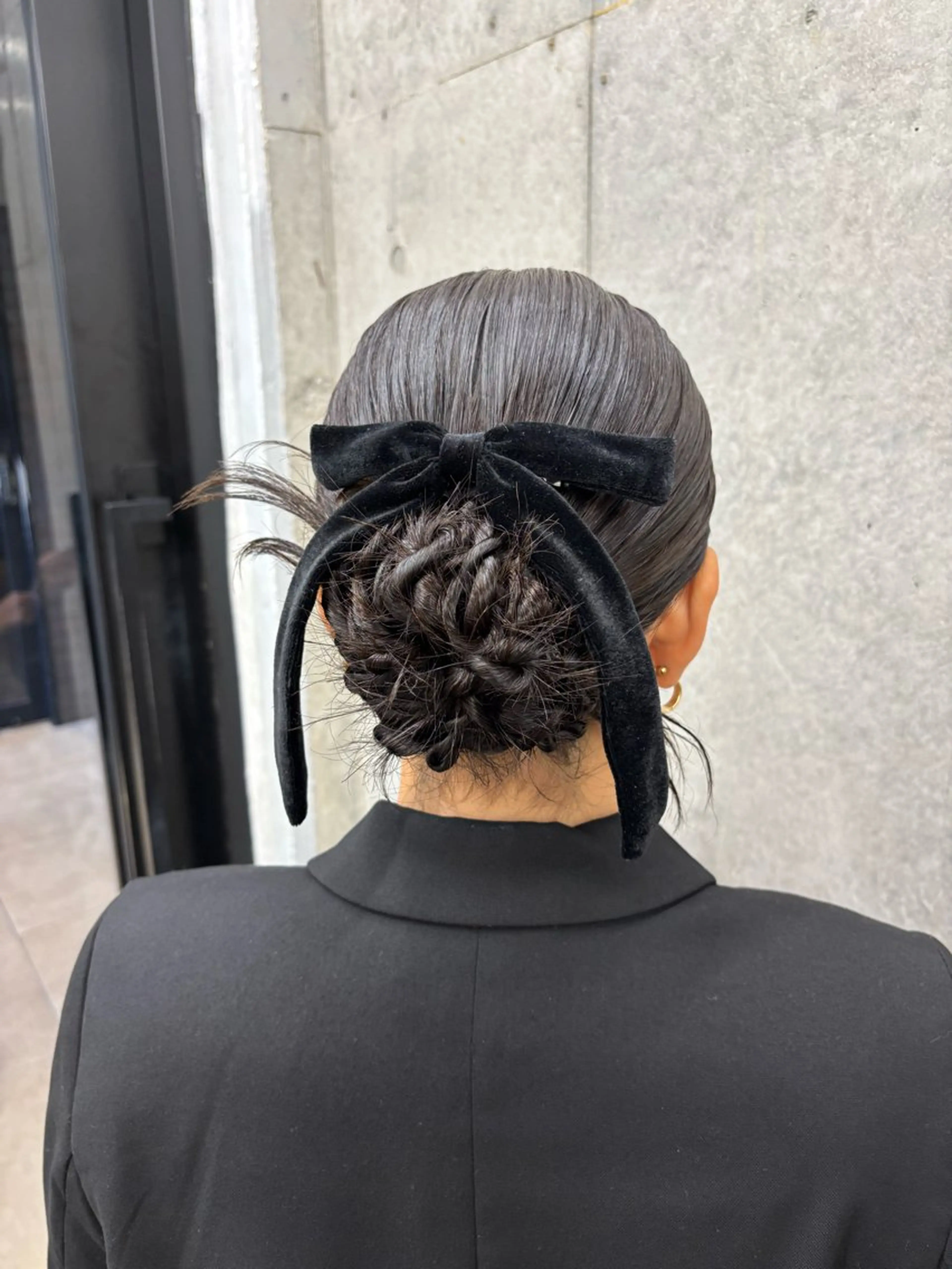 ロング ヘアアレンジ お団子ヘア 結婚式・ブライダル ヘアセット 巻ける縮毛矯正🌸 勝倉　麗のヘアスタイル