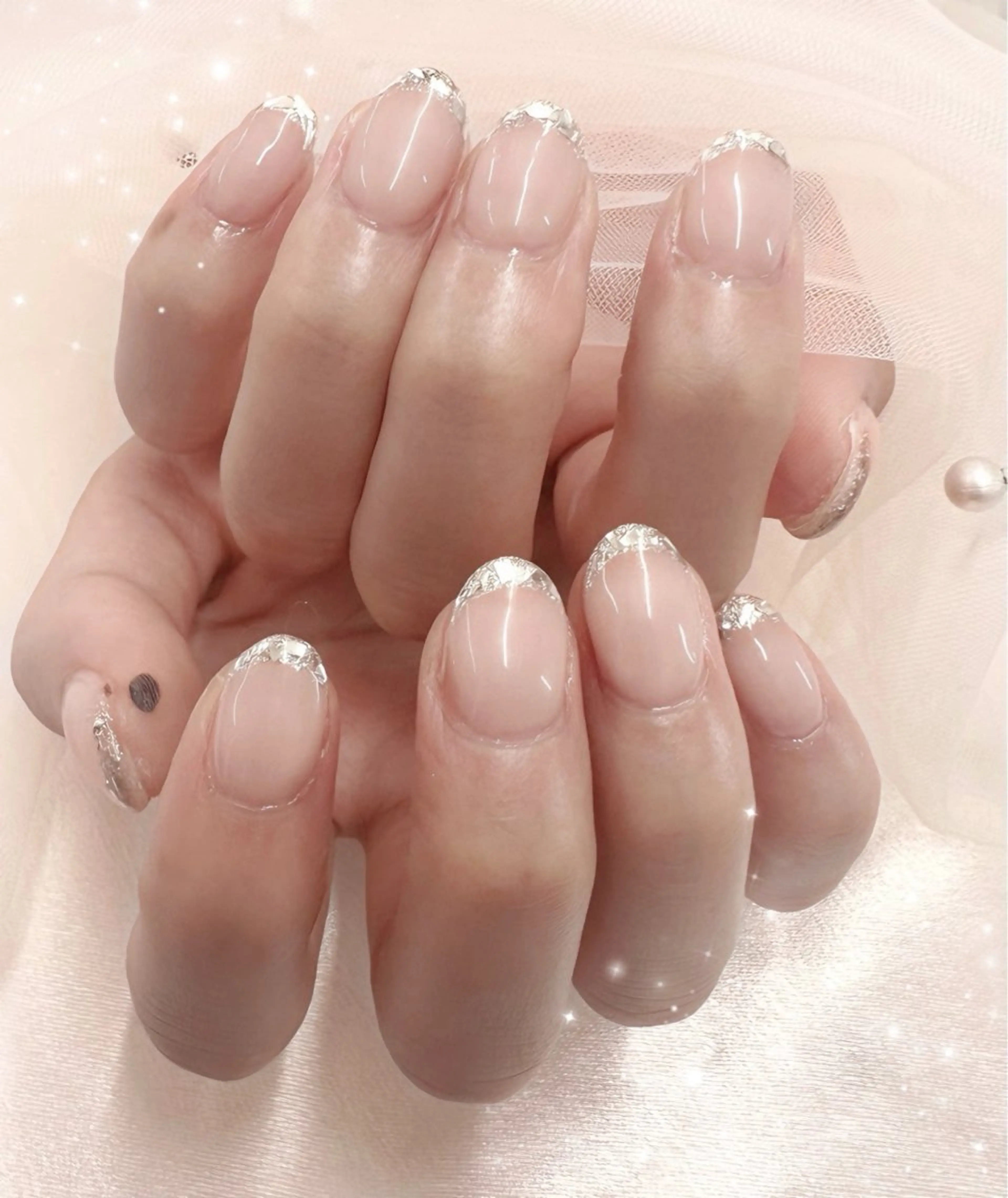 オフ無し🩵ガラスフレンチ💎✨🧸ベースカラーを塗ってから、ガラスフレンチ🎀ゴールドorシルバーから選べます🫶の写真