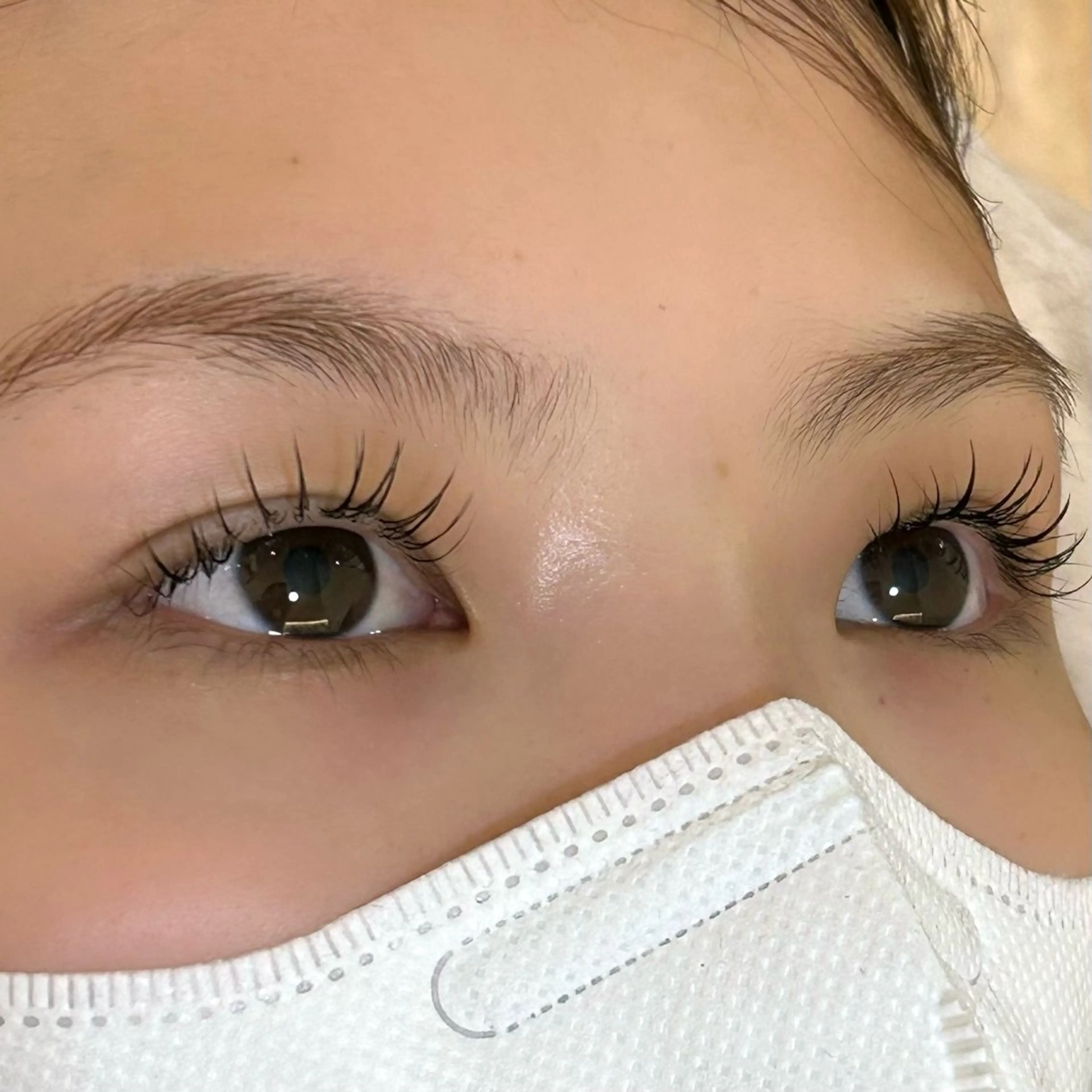 シングルラッシュ 片目40本ずつの両目80本の写真