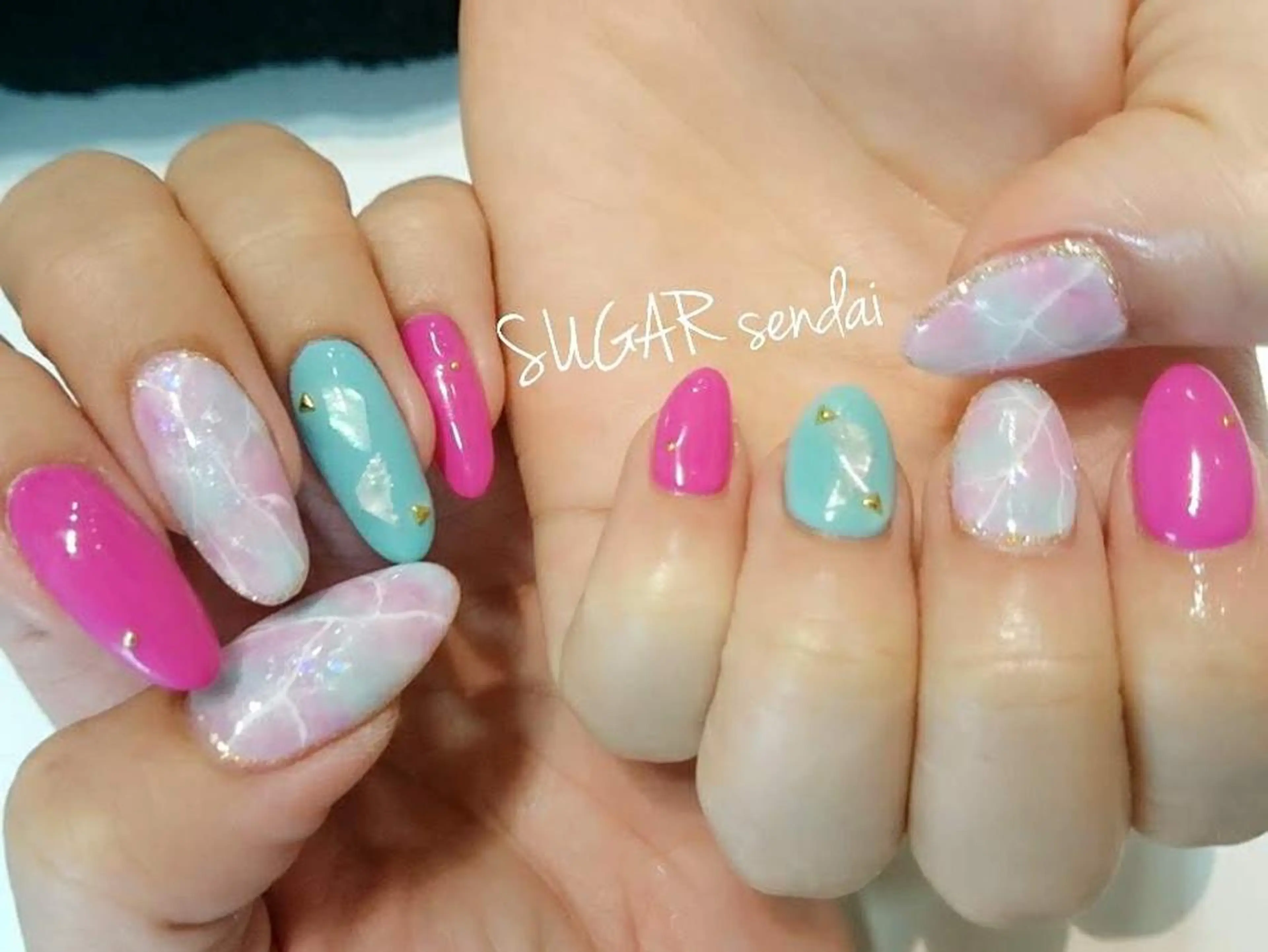ネイル SUGAR sendai Nail所属・鈴木 ゆかりのネイルデザイン