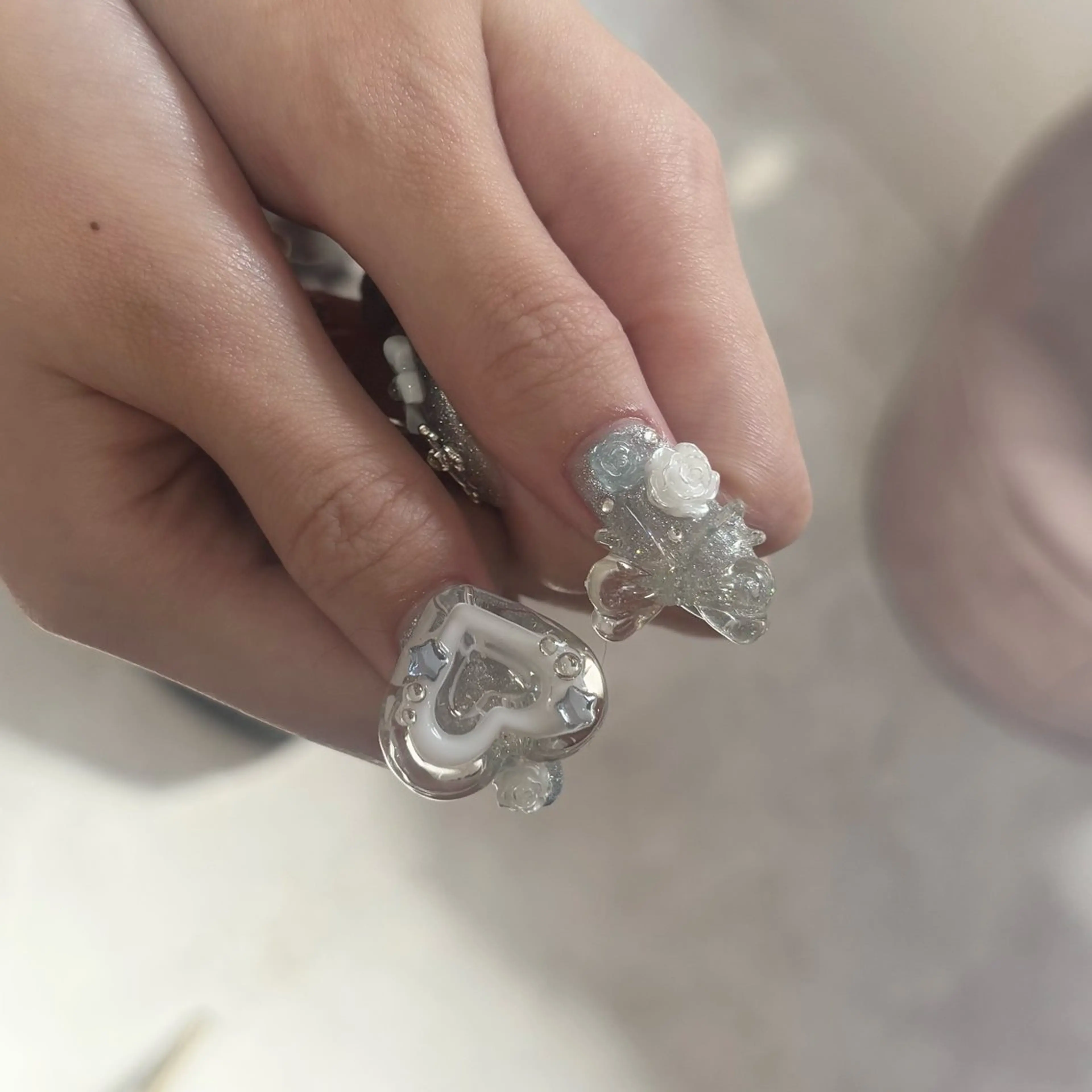 ネイル MIYU .⋆𝜗𝜚のネイルデザイン