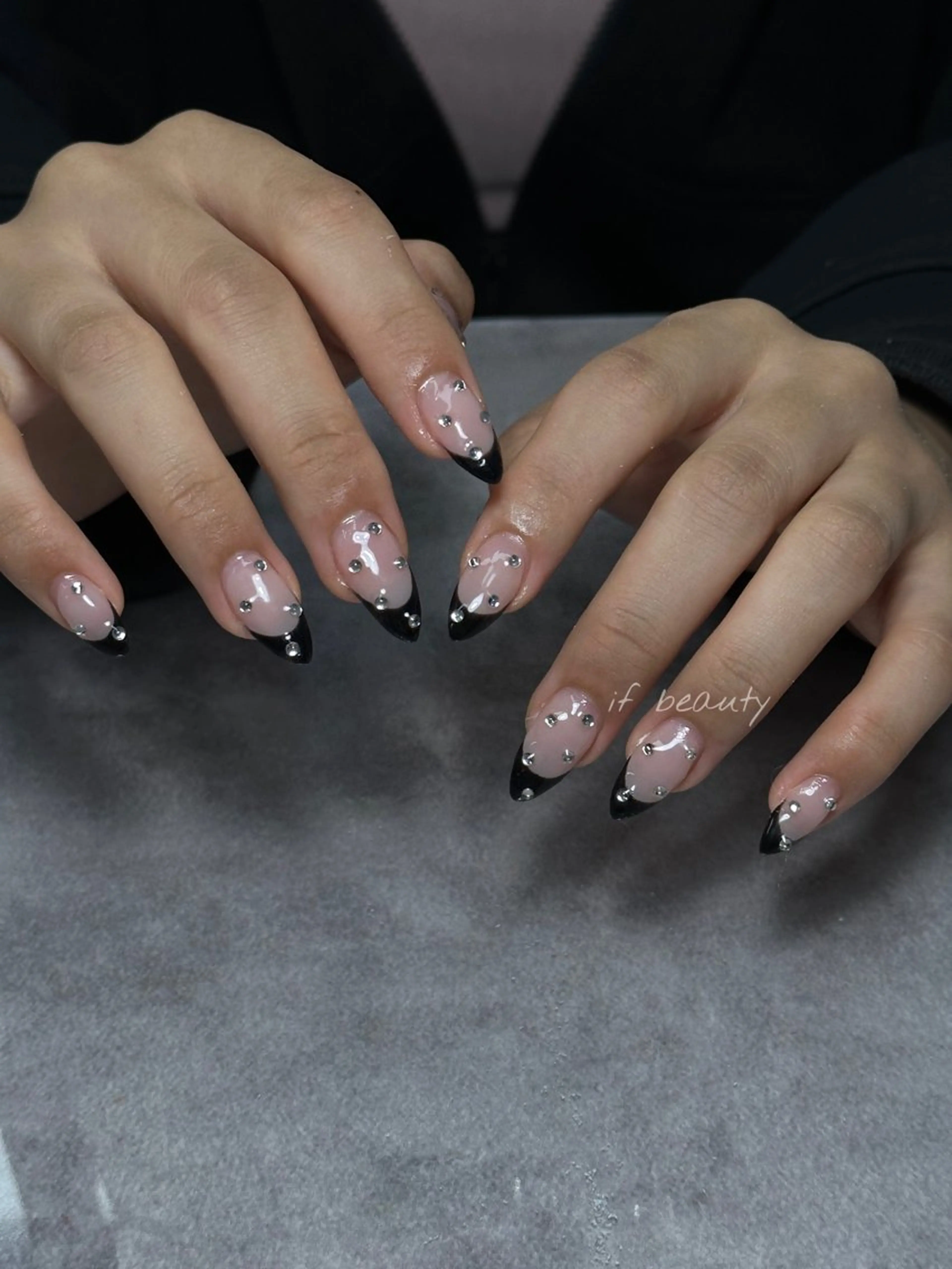 ネイル アートネイル ジェルネイル グラデーション パラジェル ワンホンネイル ハンドネイル if Hair＆Nail Salon所属・IKA /海外ネイル /個性派/ワンホンのネイルデザイン