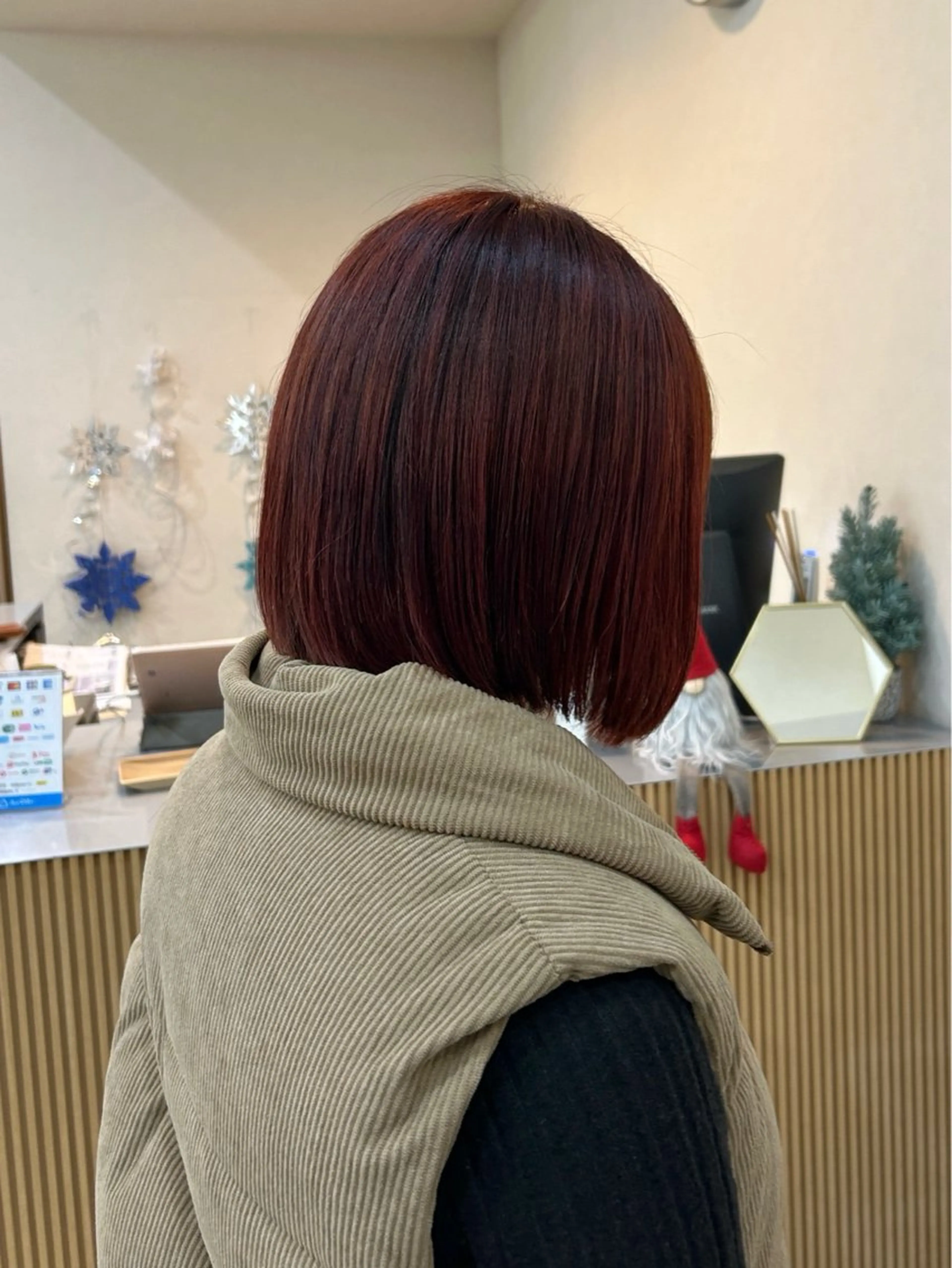 ショート カット ヘアカラー トリートメント MIDORI🌙 透明感/ベージュのヘアスタイル