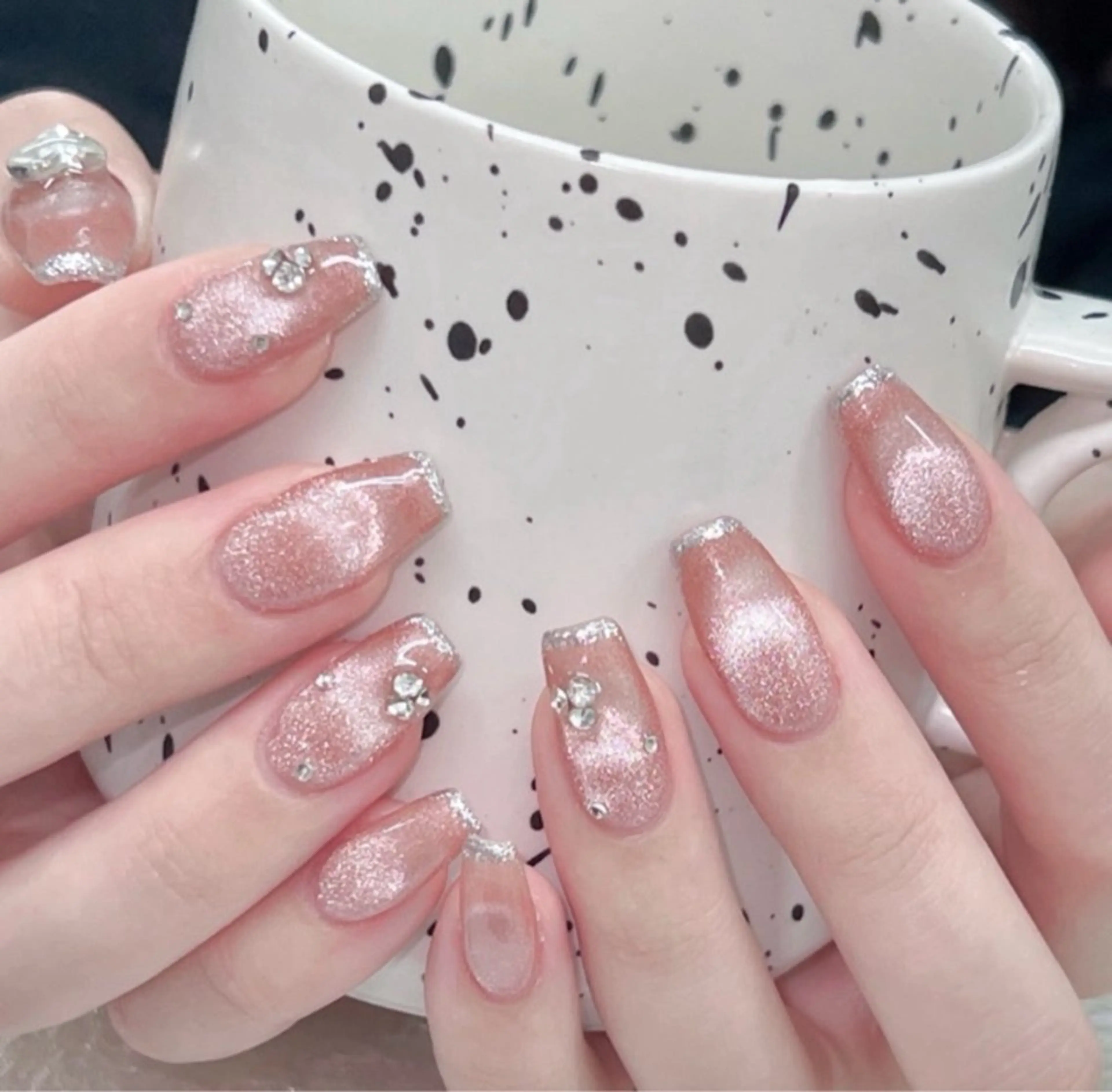 ネイル チークネイル 長さ出し フレンチネイル ガーリー 韓国ネイル ハンドネイル ハンドケア Sun Nail 池袋のエステ・リラクイメージ