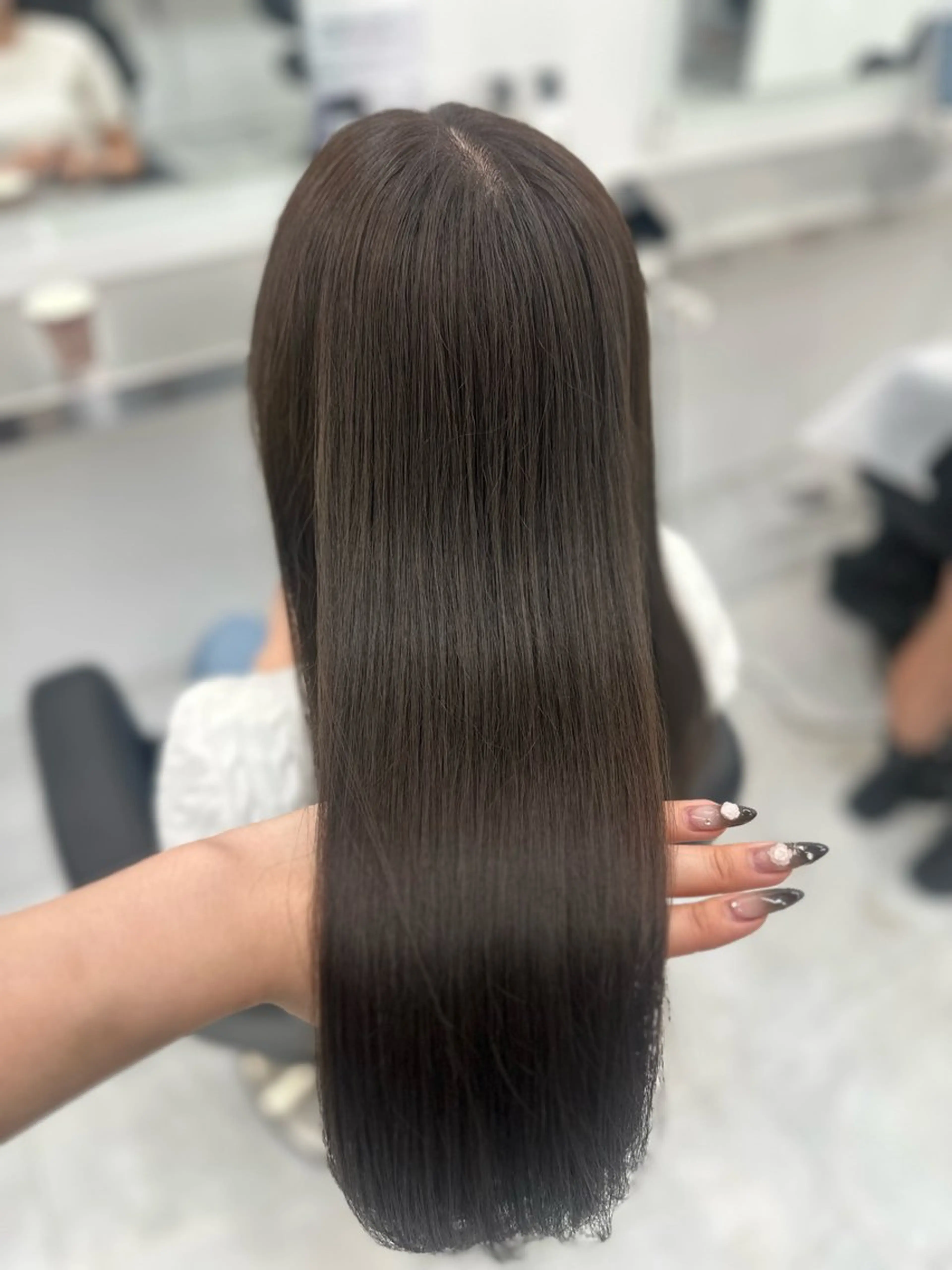 ロング カラー ヘアカラー 上品モテヘア🩶 karen🩶のヘアスタイル