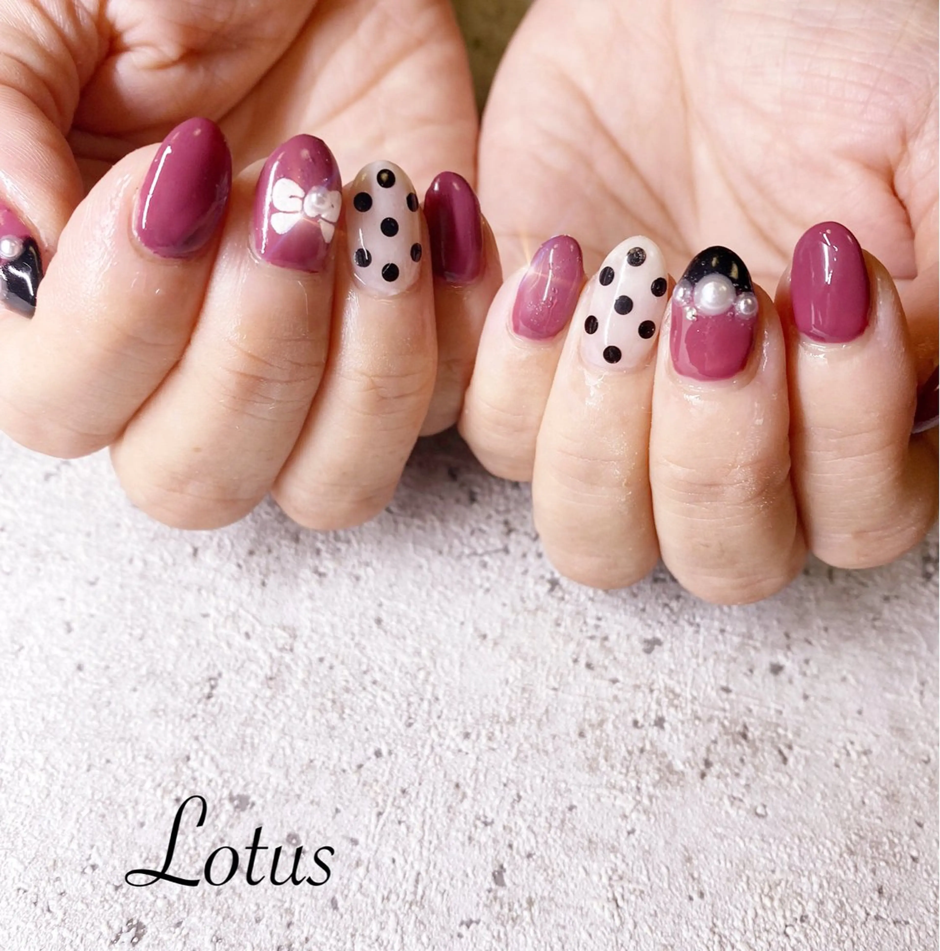 ネイル ガーリー ハンドネイル Lotus 🌸のネイルデザイン