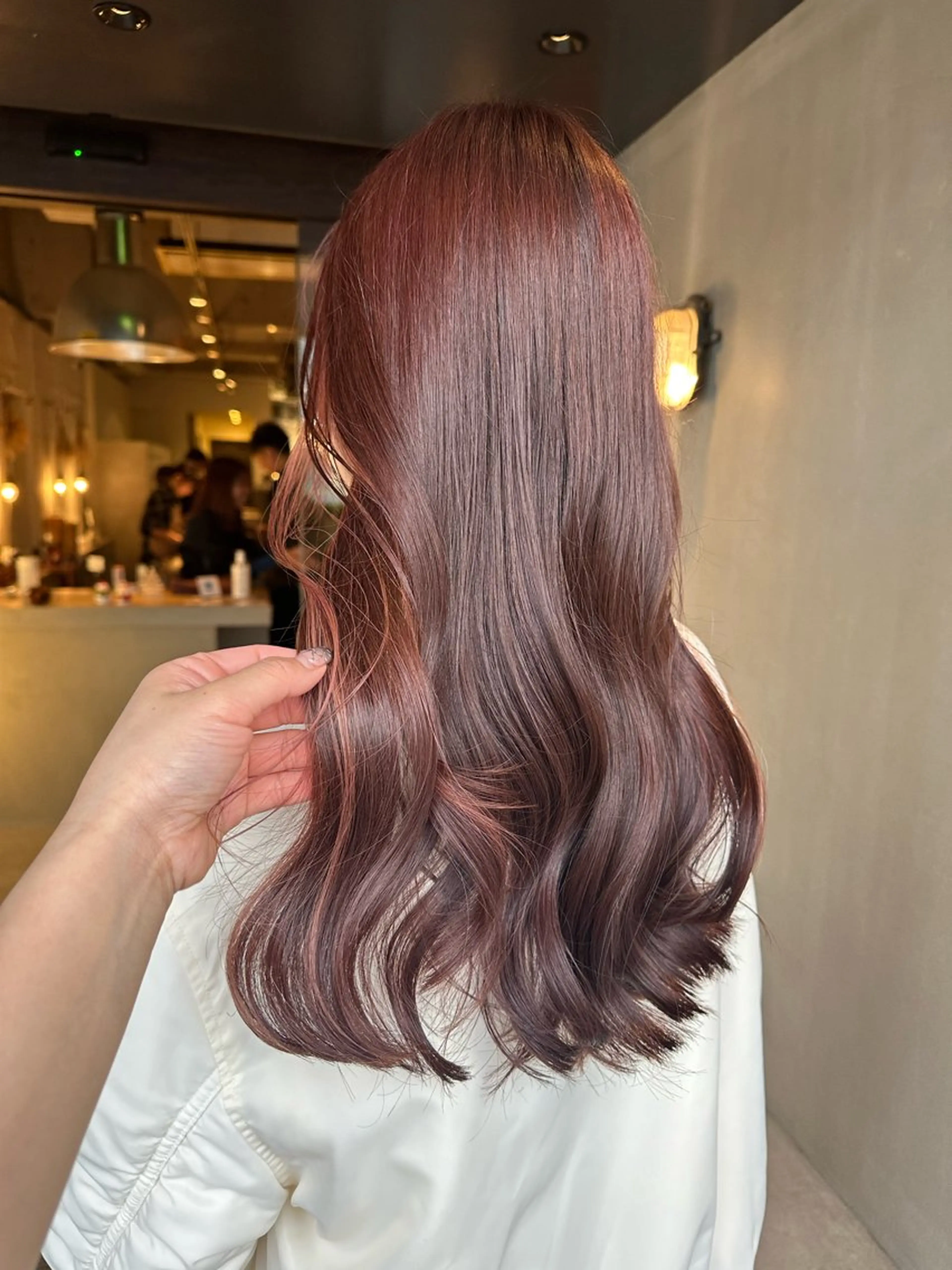 ロング カラー ベージュカラー ブラウンカラー ピンクカラー ピンクベージュ ピンクブラウン ヘアカラー 福崎 真奈のヘアスタイル