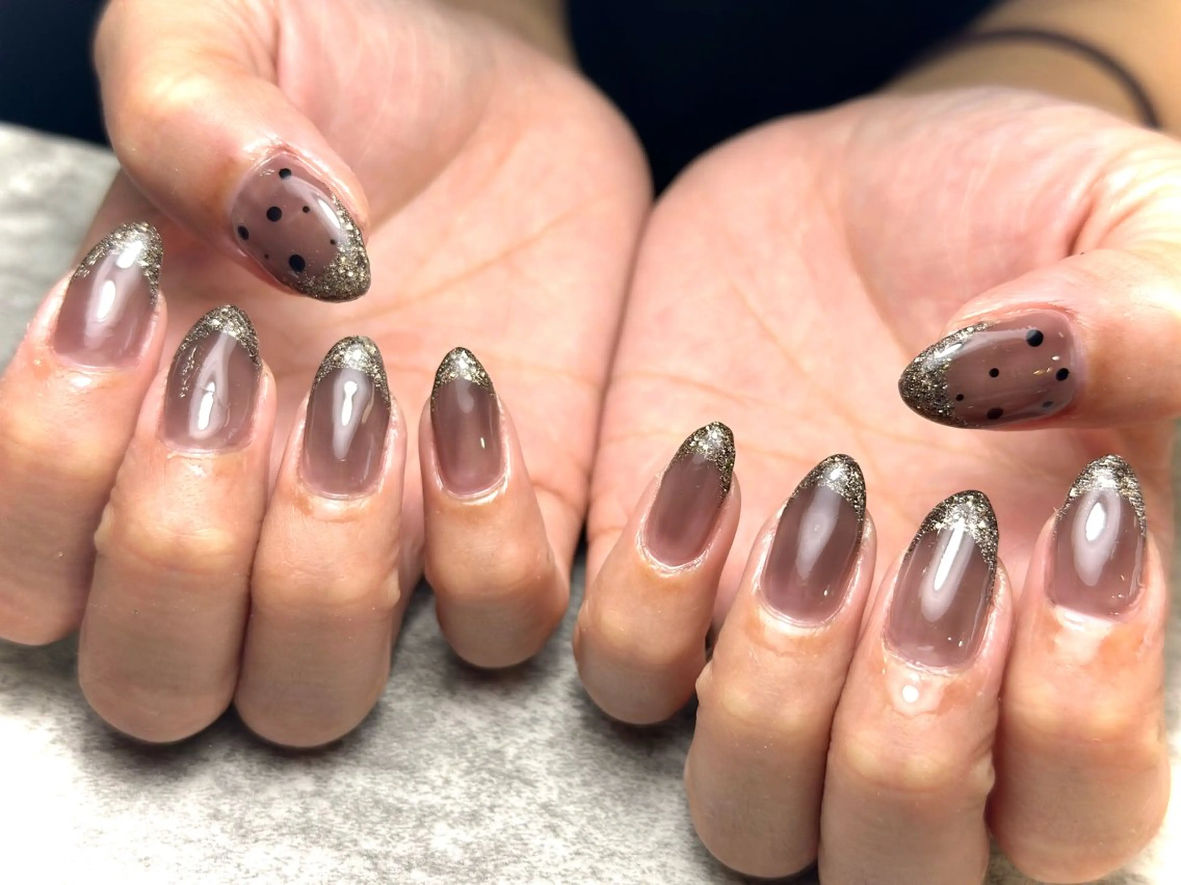 ネイル La vie mi nailニュアンスのネイルデザイン
