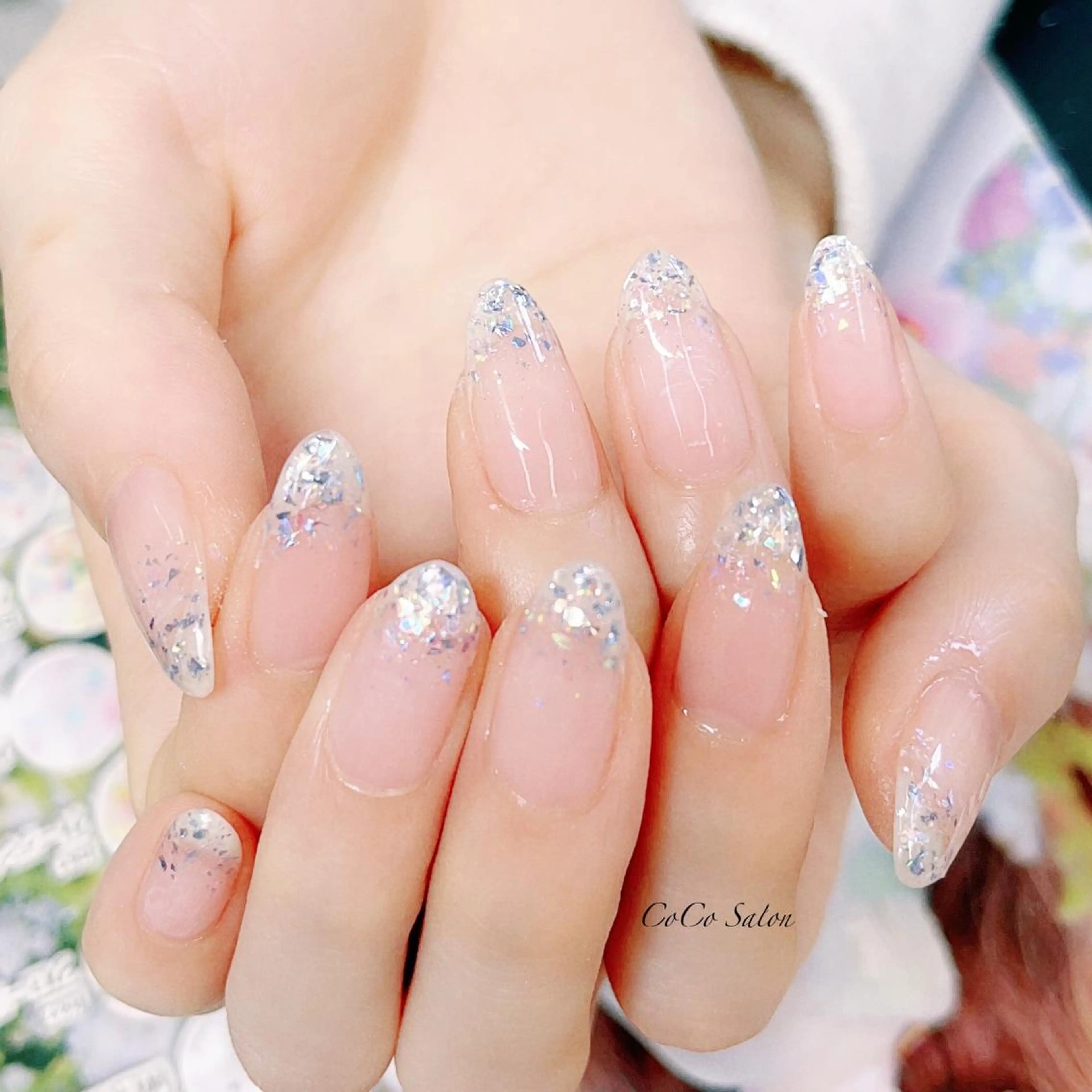 ネイル 長さ出し ジェルネイル グラデーション ホログラムネイル キラキラネイル ハンドネイル CoCoSalon ネイル/まつ毛予約のネイルデザイン