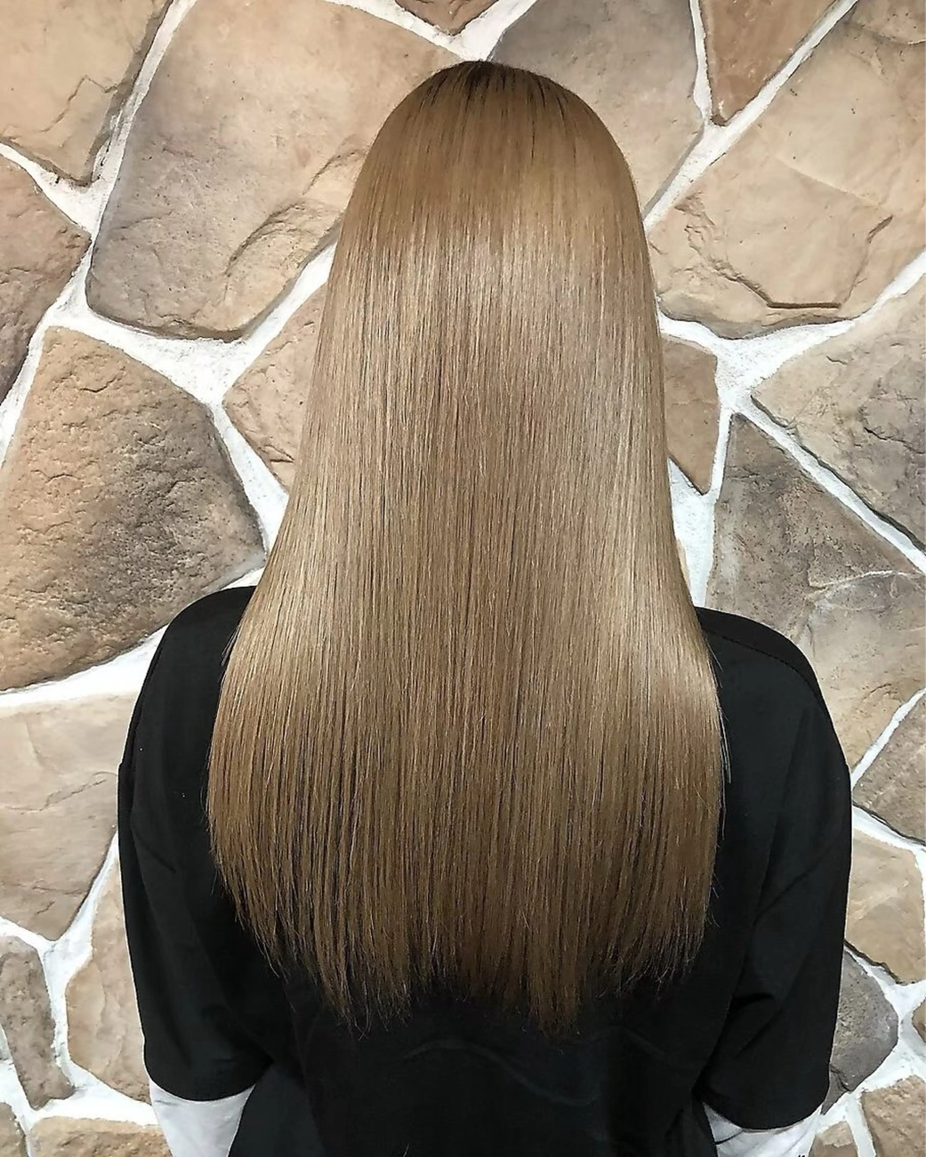 ロング 加藤 ゆいなのヘアスタイル