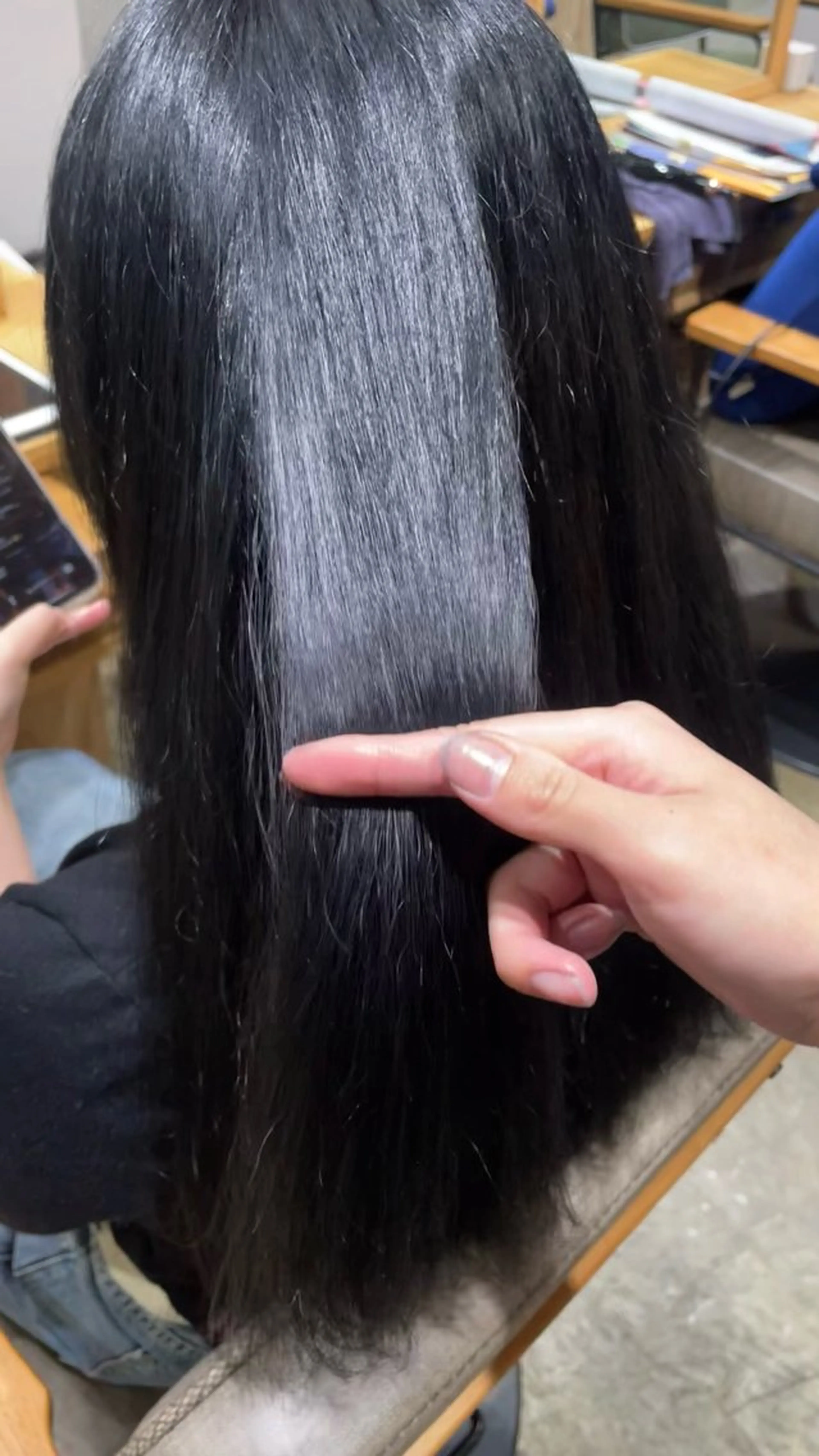 セミロング ヘアカラー 🖤Keina🖤 大人上品カラー.*˚のヘアスタイル
