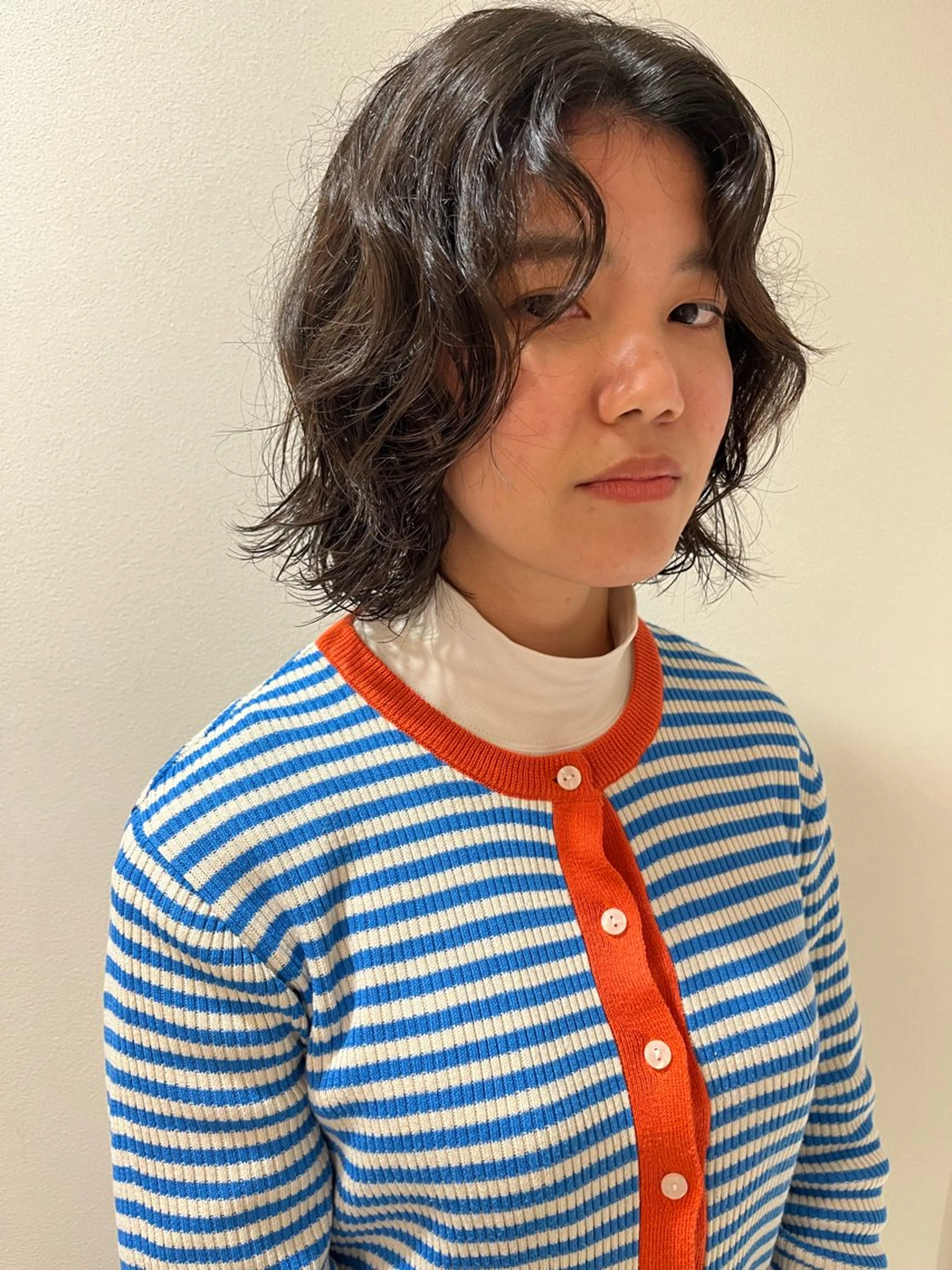 ショート パーマ pu+on. nailworks所属・fuyumi / ニュアンスネイルのネイルデザイン