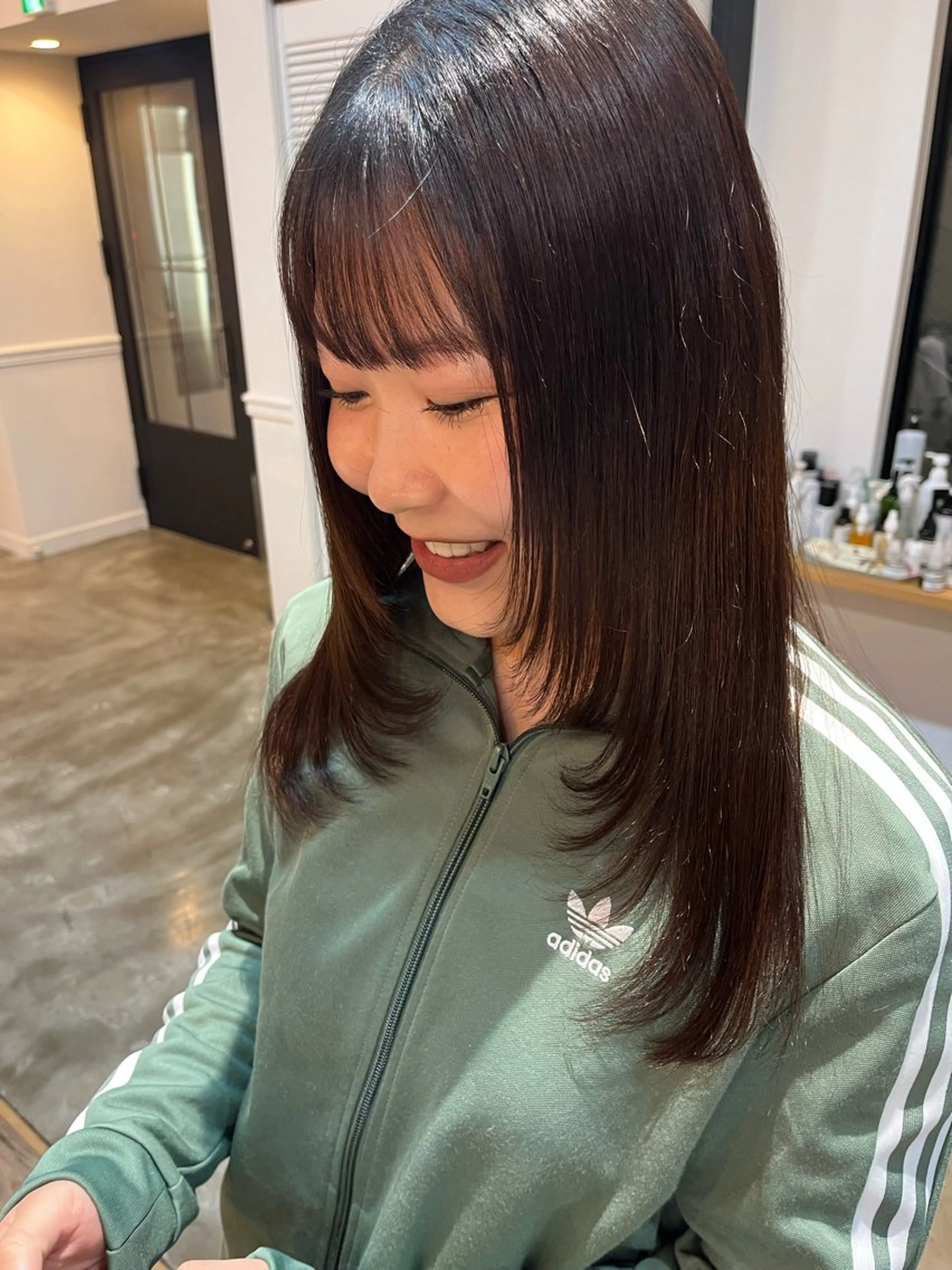 ミディアム カラー カット トリートメント LANE所属・LANE FUのヘアスタイル