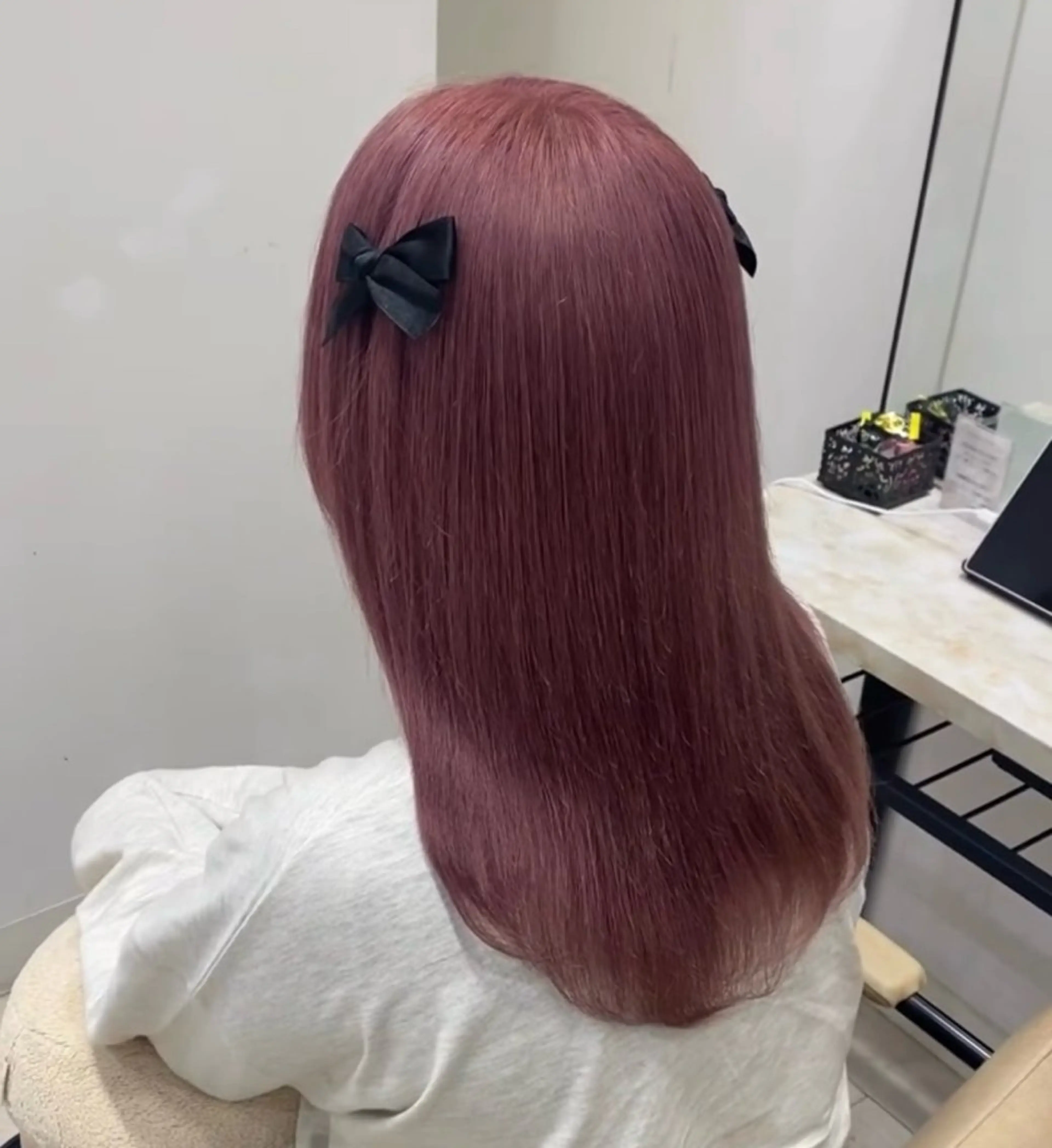 ミディアム カラー ベージュカラー ブリーチ ラベンダーカラー ミルクティーベージュ ピンクカラー Beleza scelto所属・原宿/ハイトーン/ みずは🎀のヘアスタイル