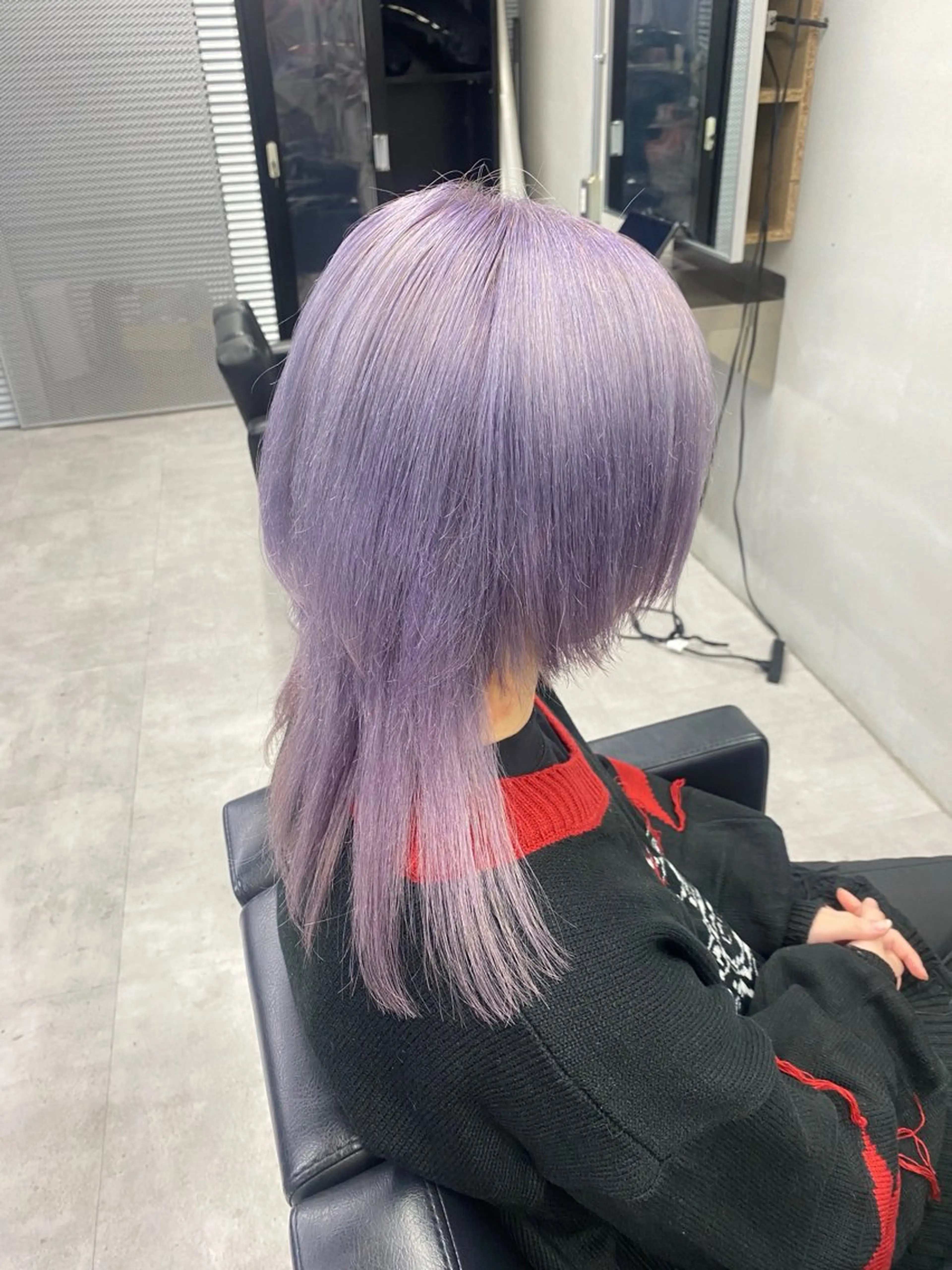 セミロング カラー ブリーチ デザインカラー パープルカラー ボブ 顔まわりレイヤー ヘアカラー トリートメント 柏 デザインカラー/ レイヤー🐣シオリのヘアスタイル