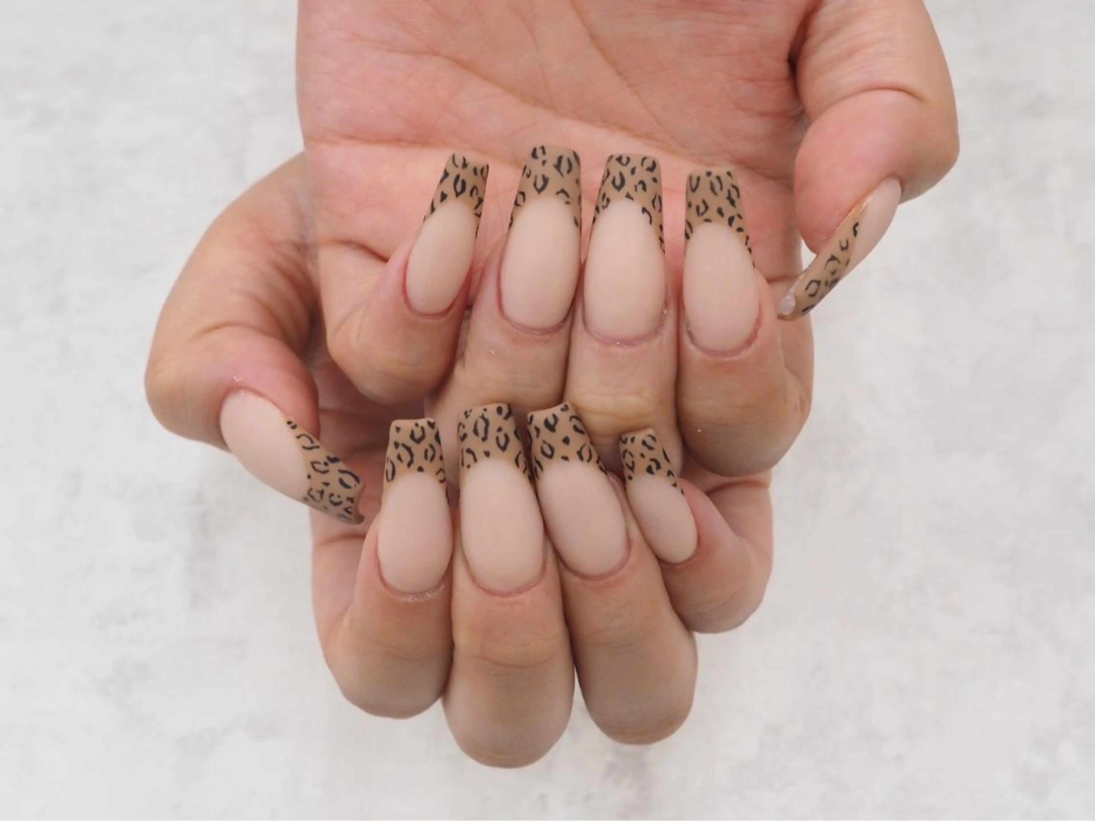 【オフ有】デザインコース💅４本​〜​の写真
