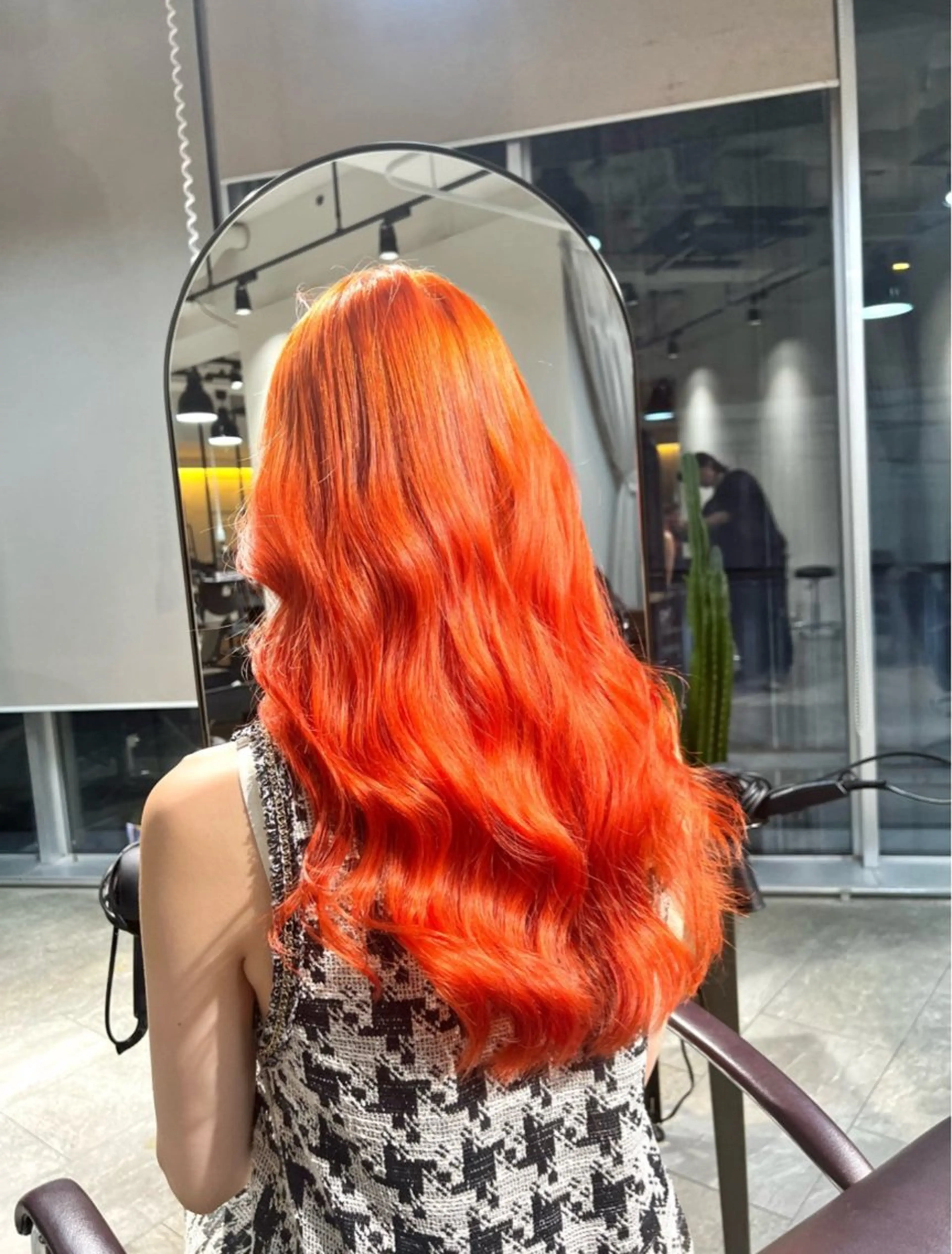 ロング カラー ヘアカラー トリートメント ヘアセット 🌈インナーカラー ‘ショウマ’🌈のヘアスタイル