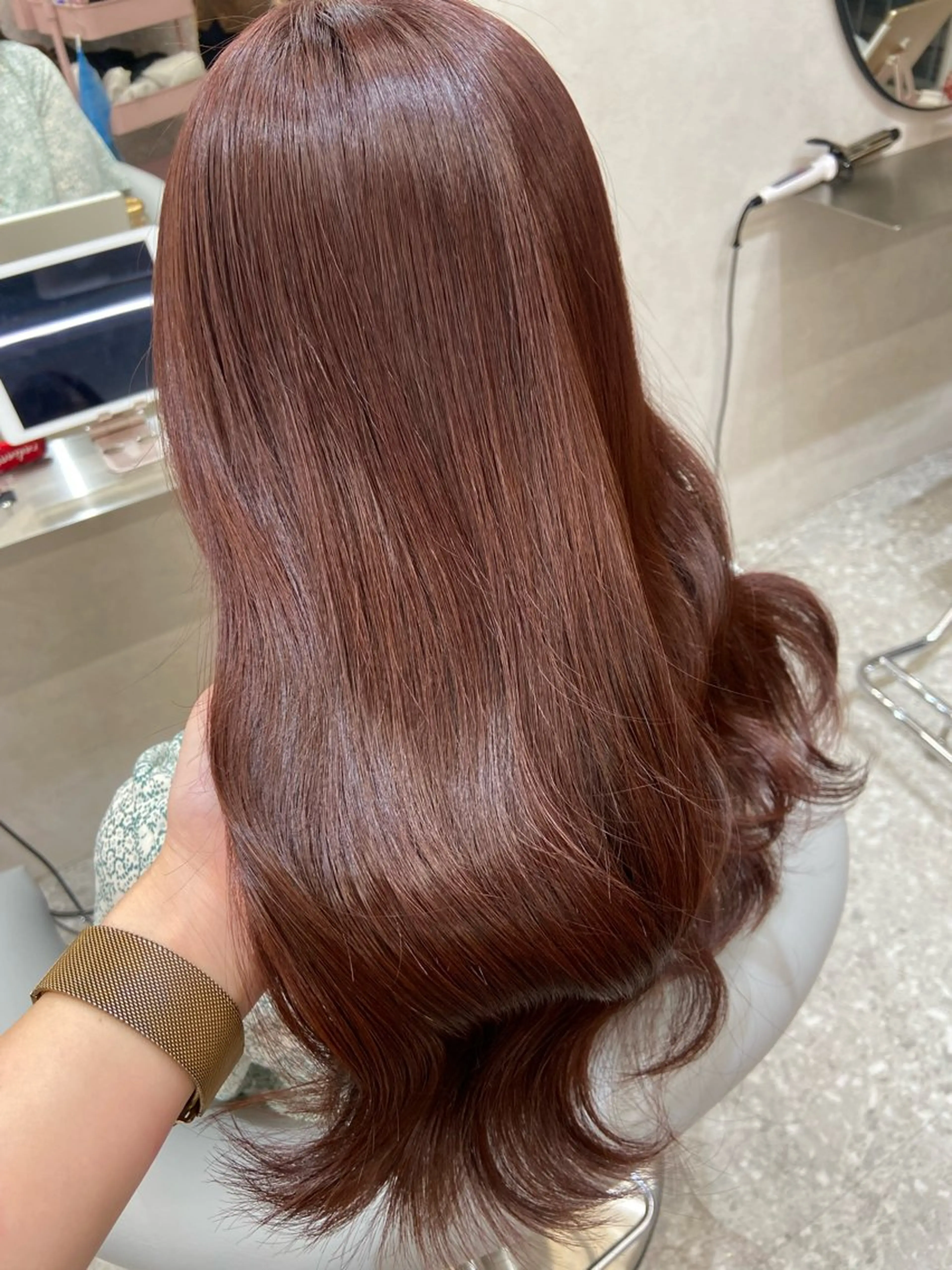 ロング カラー ブラウンカラー ピンクカラー ピンクブラウン くびれヘア ヨシンモリ カット ヘアカラー トリートメント 新宿/韓国ヘア 中明度カラー/かやのヘアスタイル