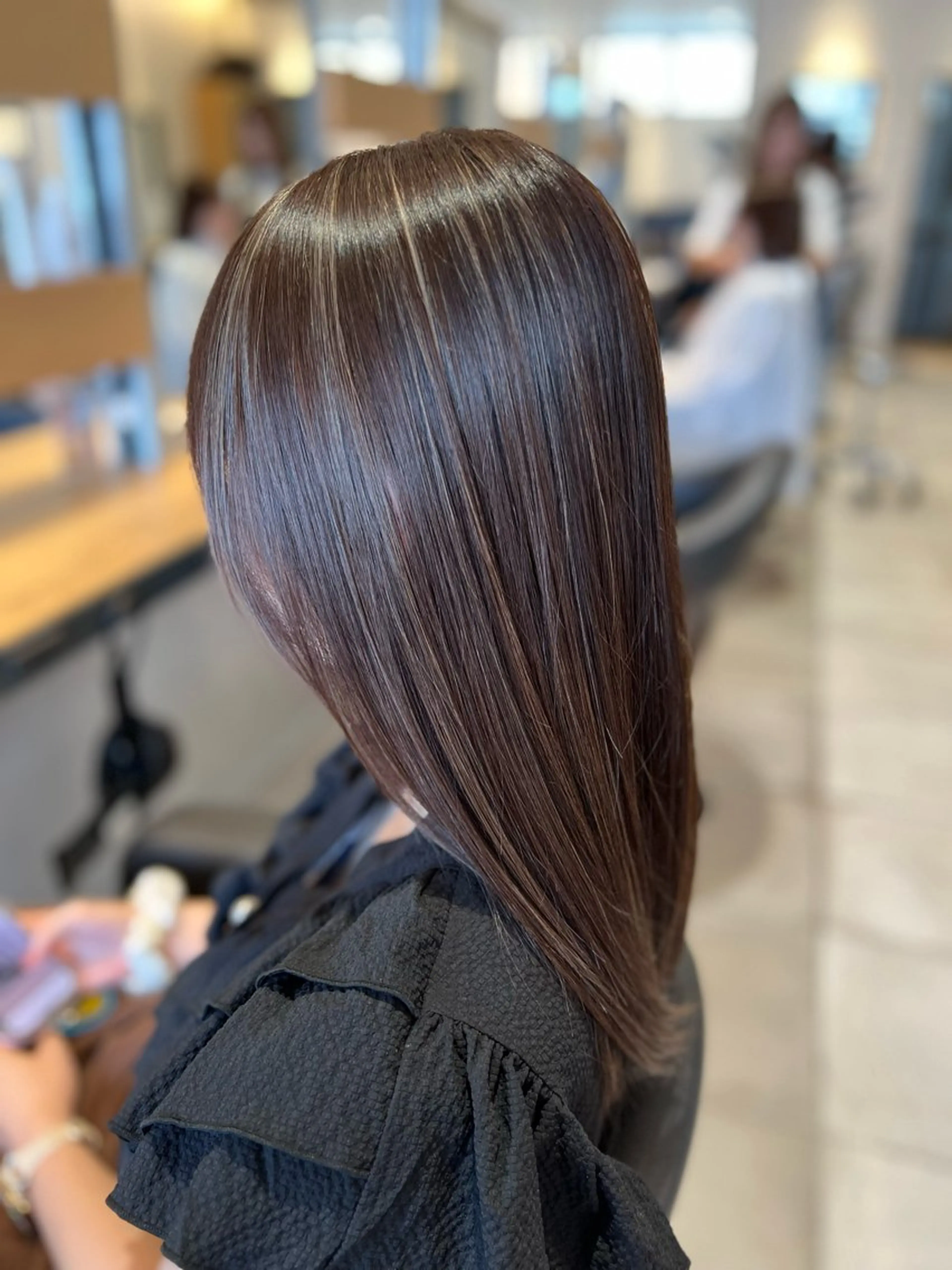 ロング カラー ハイライトカラー ハイライト ヘアカラー トリートメント 大谷 真祈ｵｵﾀﾆ ﾏｻｷのヘアスタイル